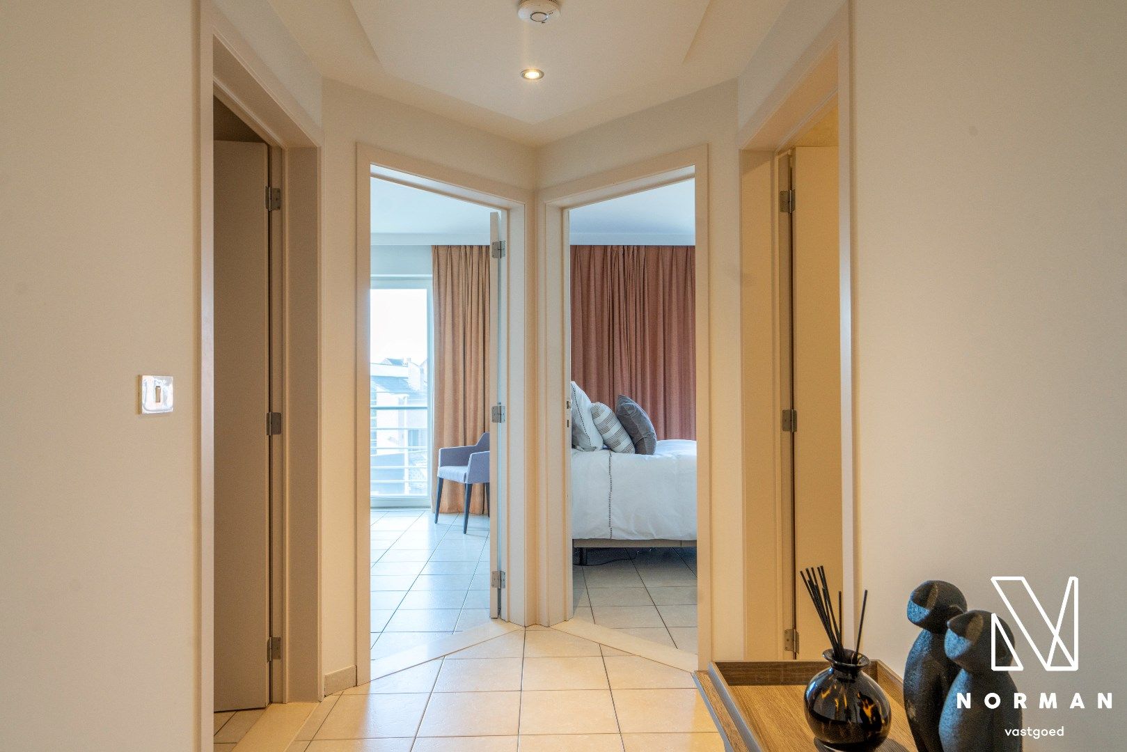Ruim appartement met 2 slaapkamers, ondergrondse garage en prachtig zicht op de Leie foto 6