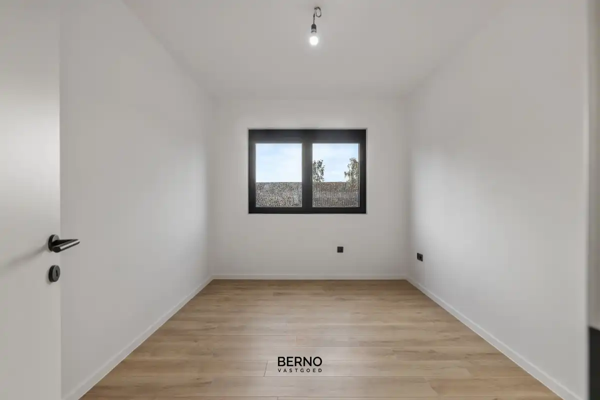 Nieuwbouwwoning met zuidwestgerichte tuin foto 12