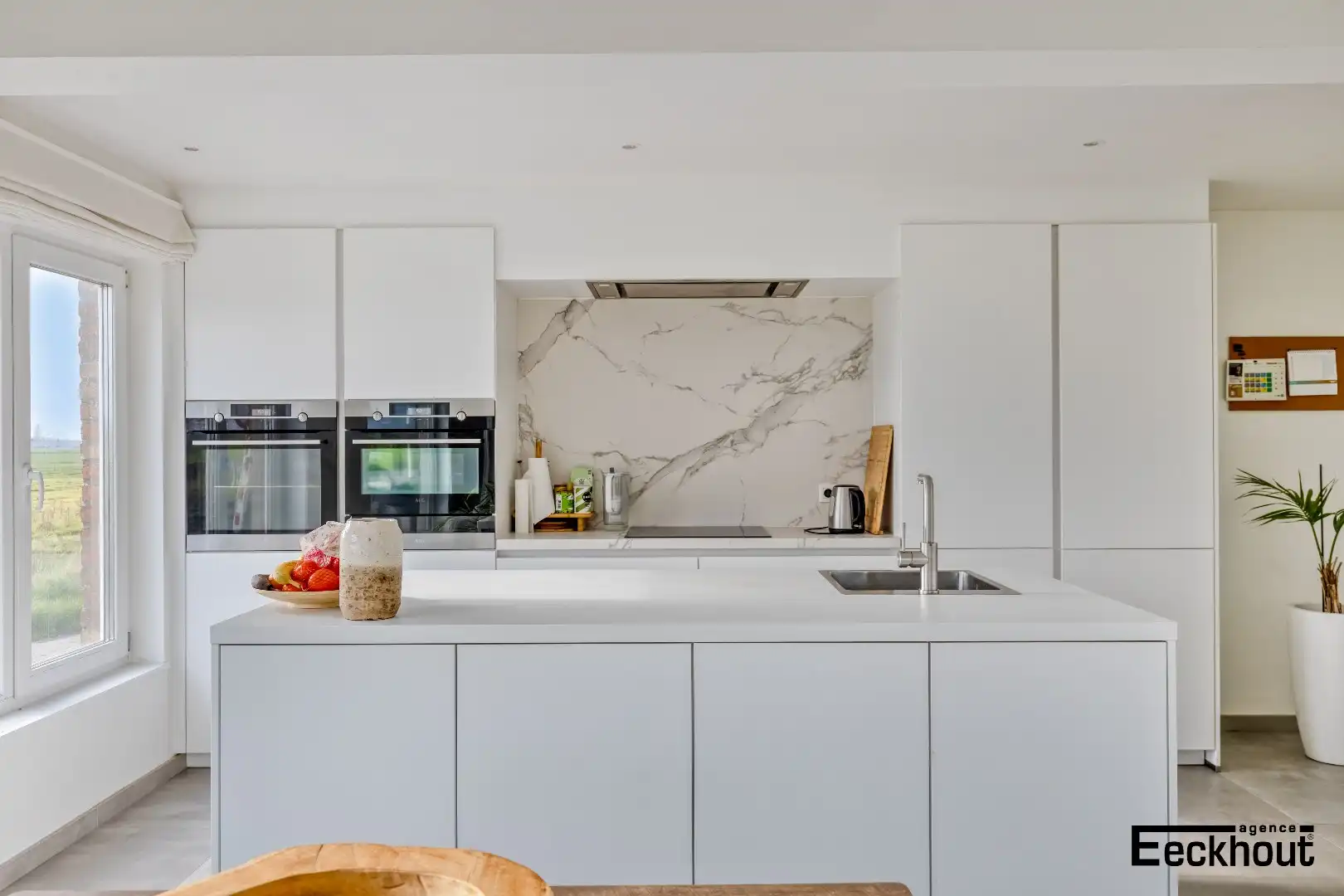 Landelijke woning met garage in Diksmuide, 3 slaapkamers, gerenoveerd in 2023, met 206m² bewoonbare oppervlakte foto 7