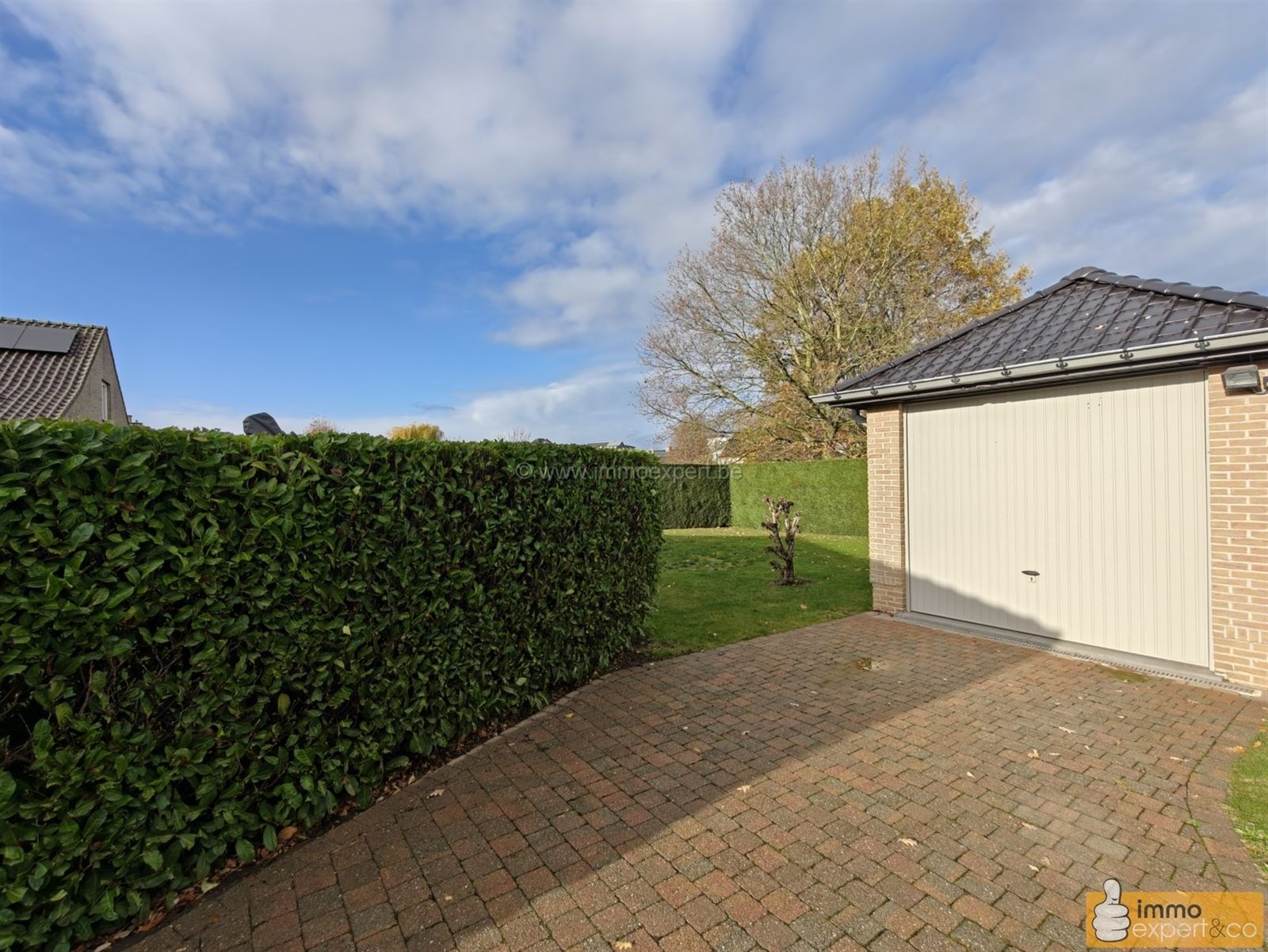 Sint-Pieters-Leeuw: Bungalow met 3 slaapkamers en inrichtbare zolder. foto 19