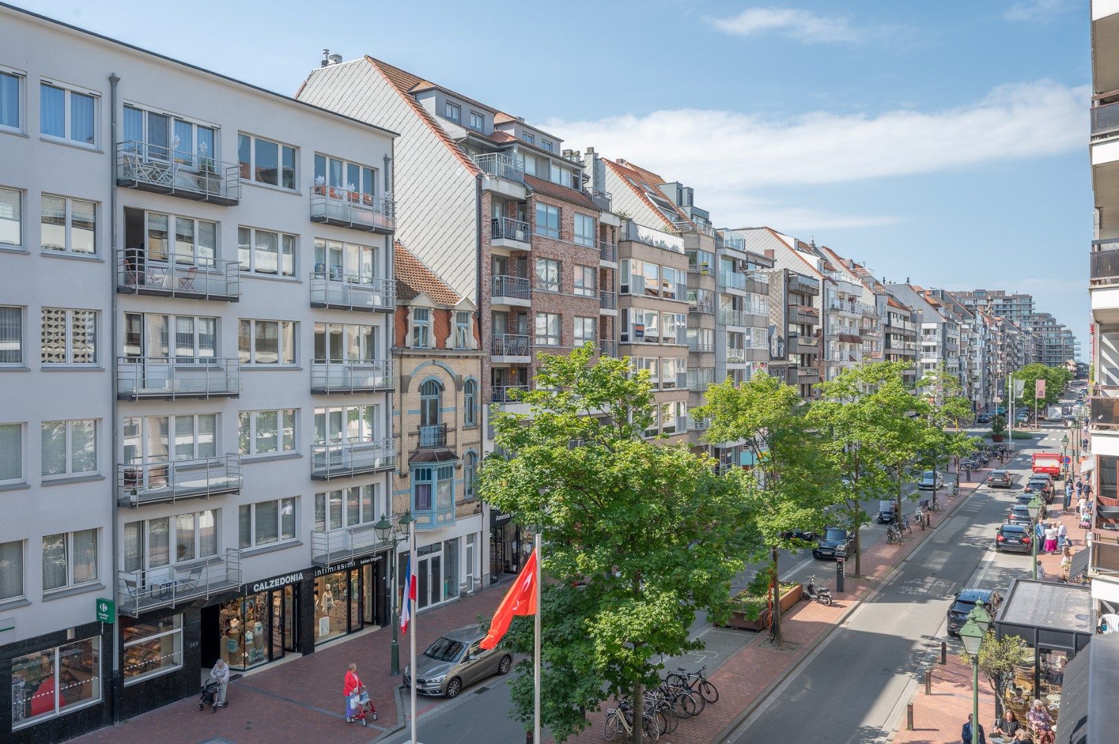 Hoekappartement en studio gelegen aan de westkant van de Lippenslaan foto 5