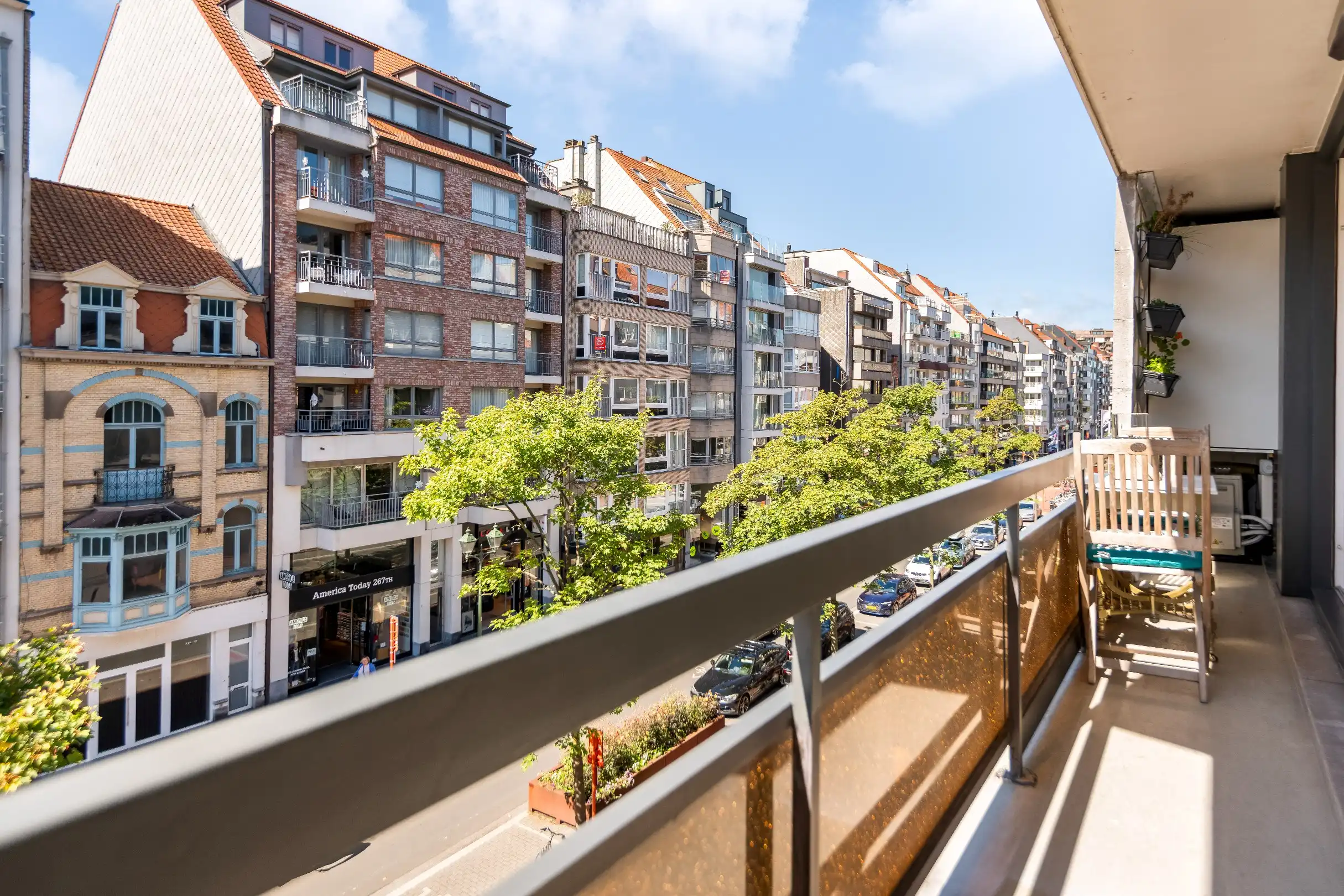  Zonnig hoekappartement op de hoek van de Lippenslaan en de Zoutelaan, met 2 slaapkamers. foto 12