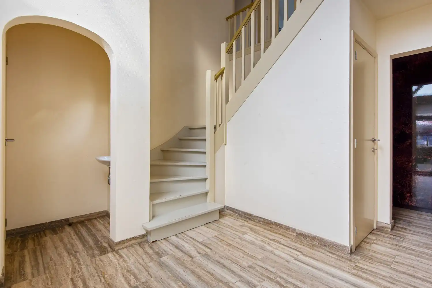 Karaktervolle gezinswoning met tal van mogelijkheden op centrale locatie in Hove foto 17