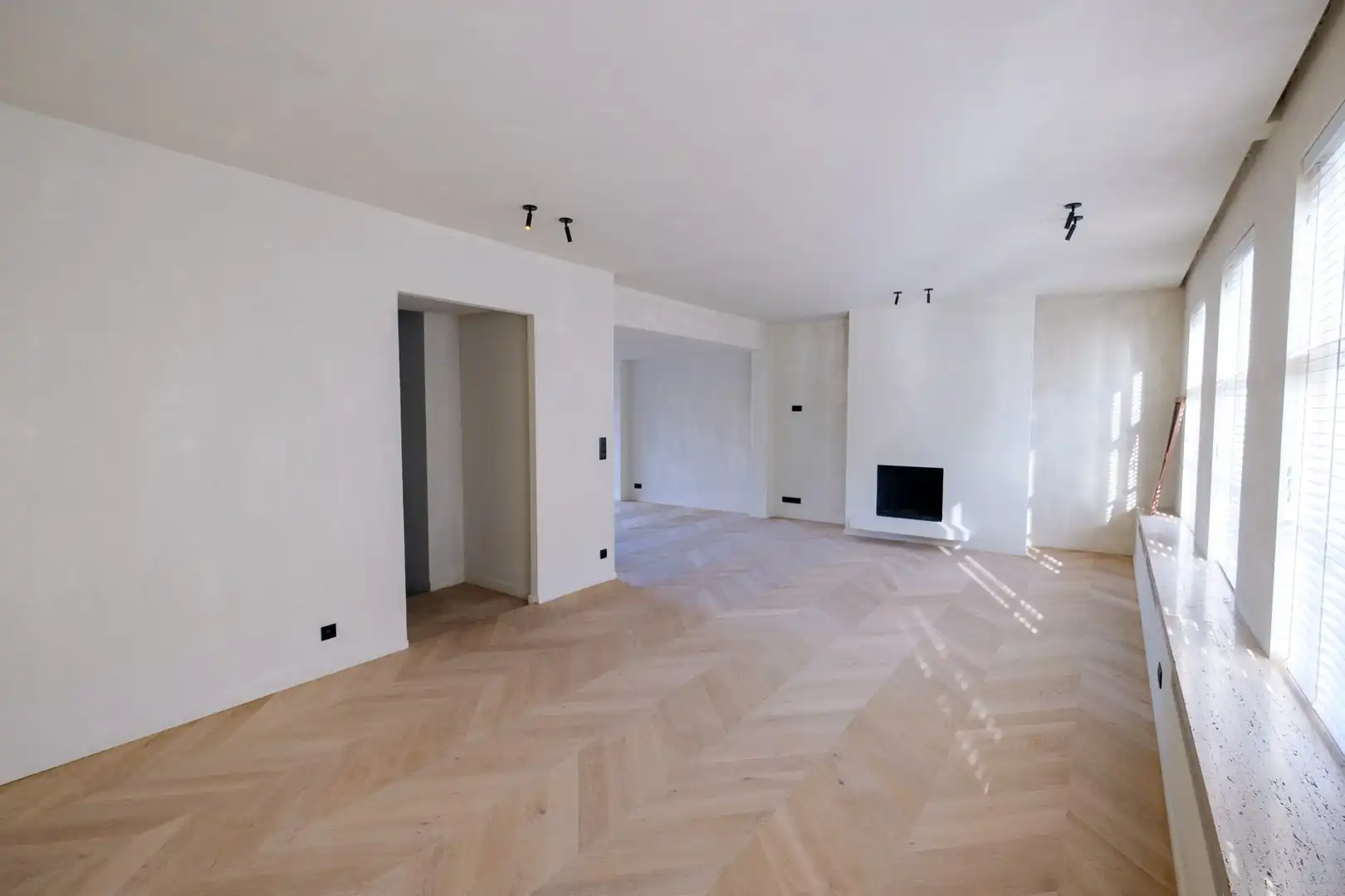 Luxueus appartement te huur op topligging in Maldegem! foto 3