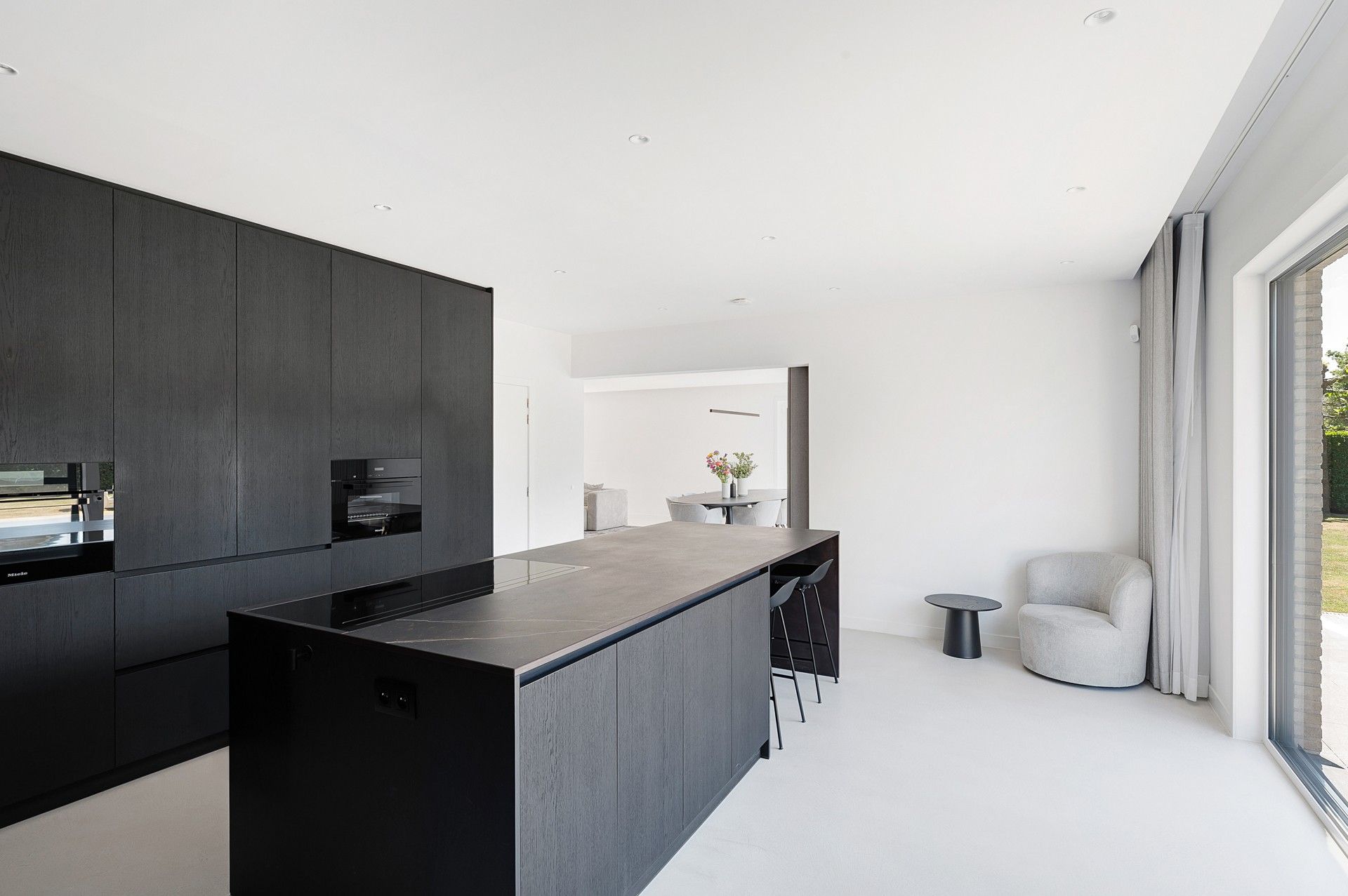 Ruime villa, rustig gelegen op een prachtig perceel van 1380m² te Westkapelle. foto 9