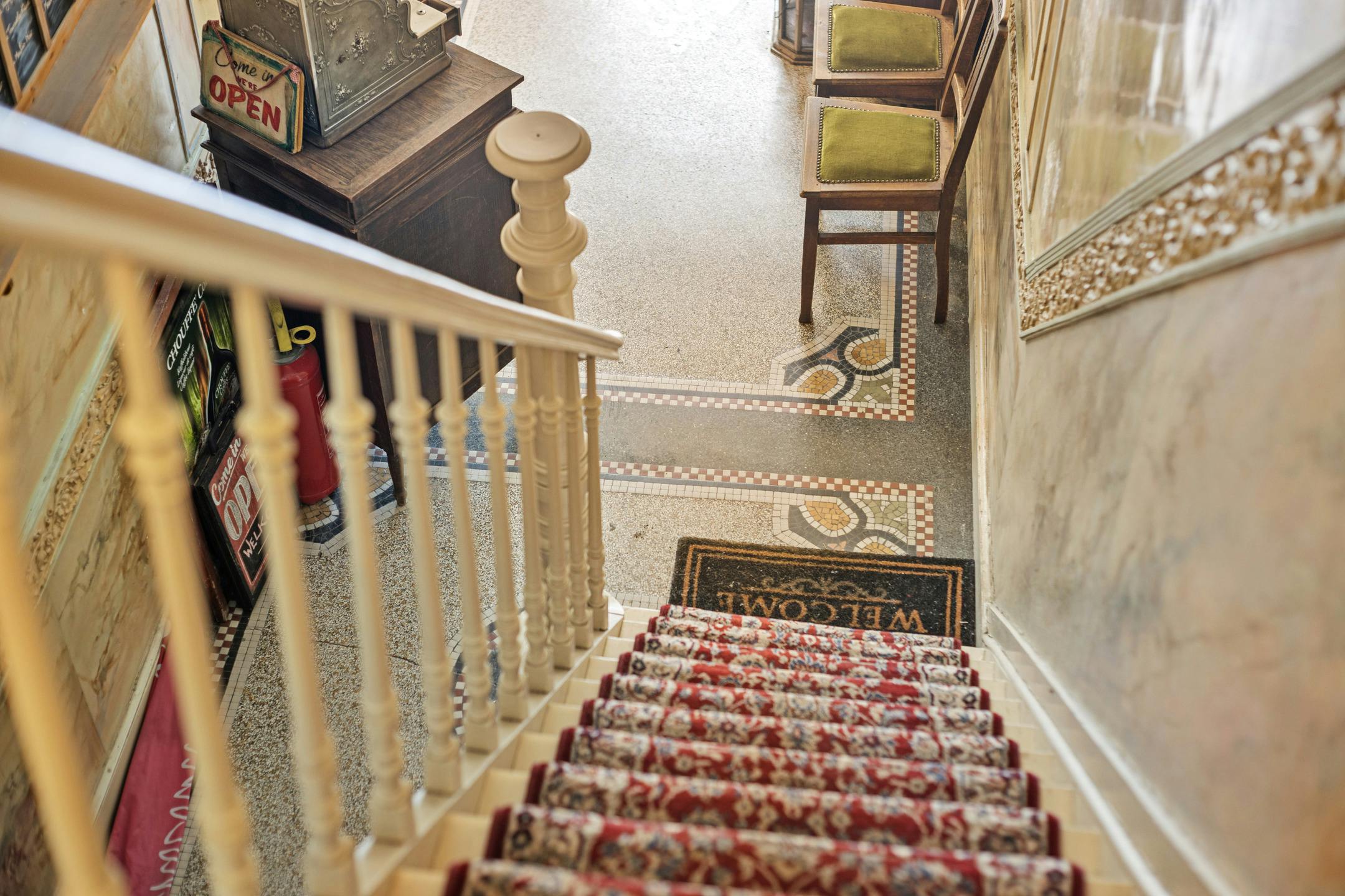 Charmant gerenoveerde B&B met woonst, winkel en handelsfonds foto 12
