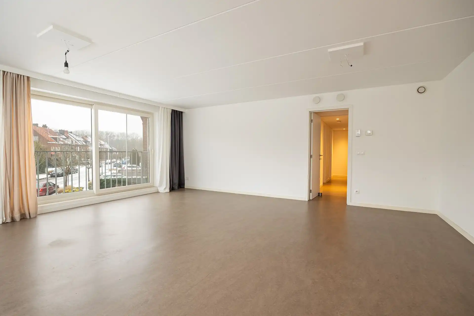 Lichtrijk 2-slpk appartement met staanplaats in Boom foto 5