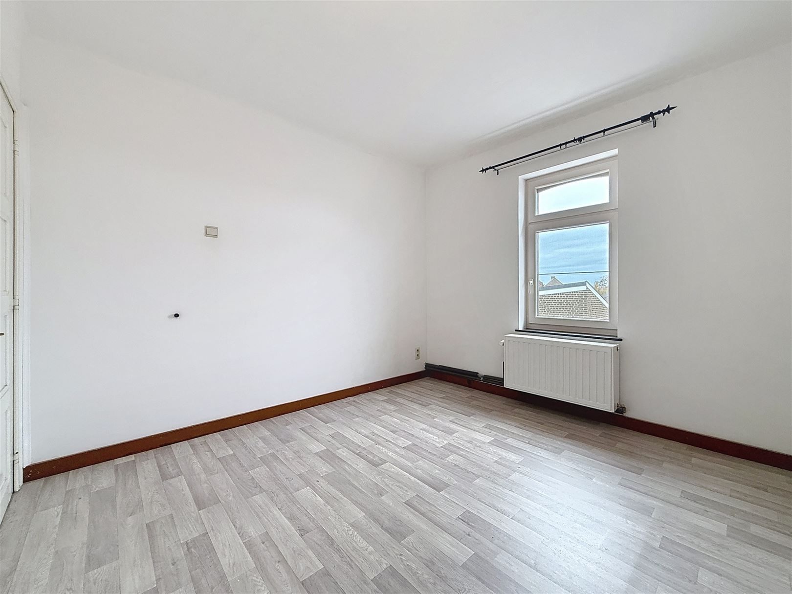 Ruime woning met 4 slpks en verhuurde studio + tuin foto 53