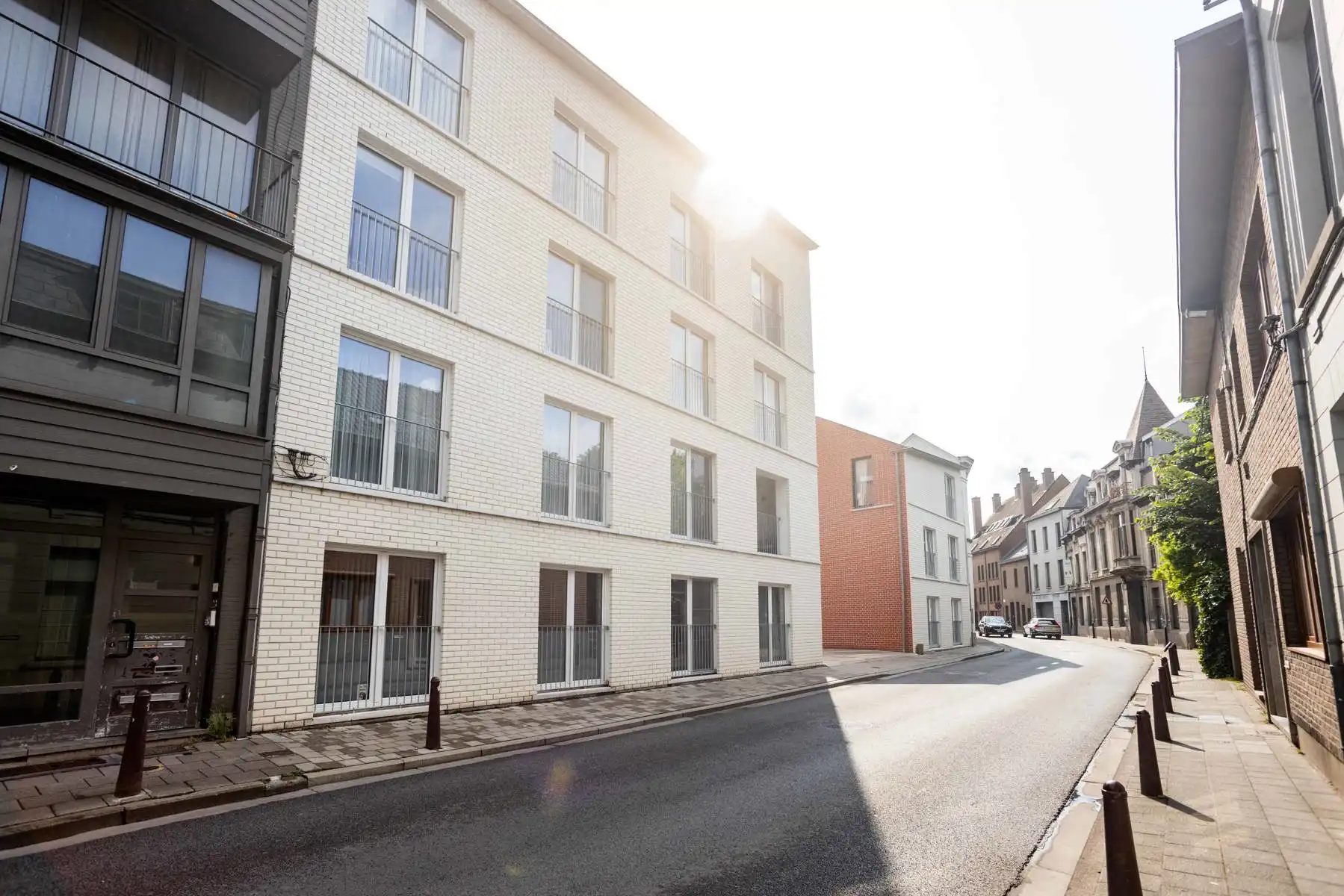 Stijlvol Gelijkvloers Appartement te koop in hartje Aalst foto 2