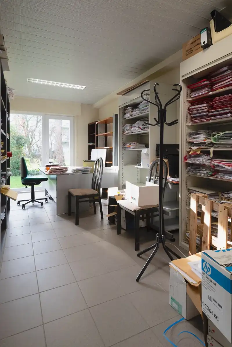 Ruim kantoor van 180 m2 met vlotte bereikbaarheid foto 10
