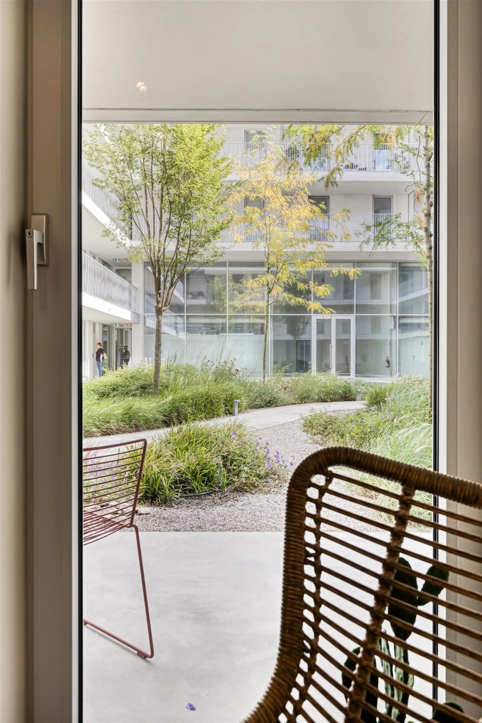 Loftappartement met 2 kamers in centrum foto 7