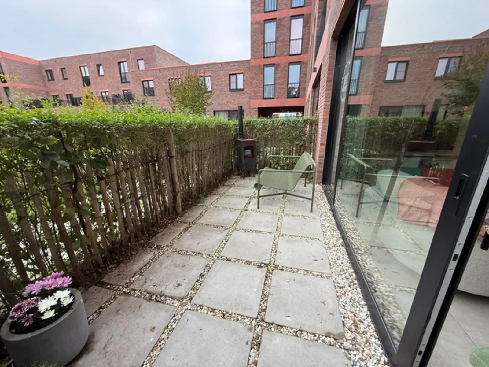 Te huur: 1 slpk app op wandelafstand van het centrum! foto 14