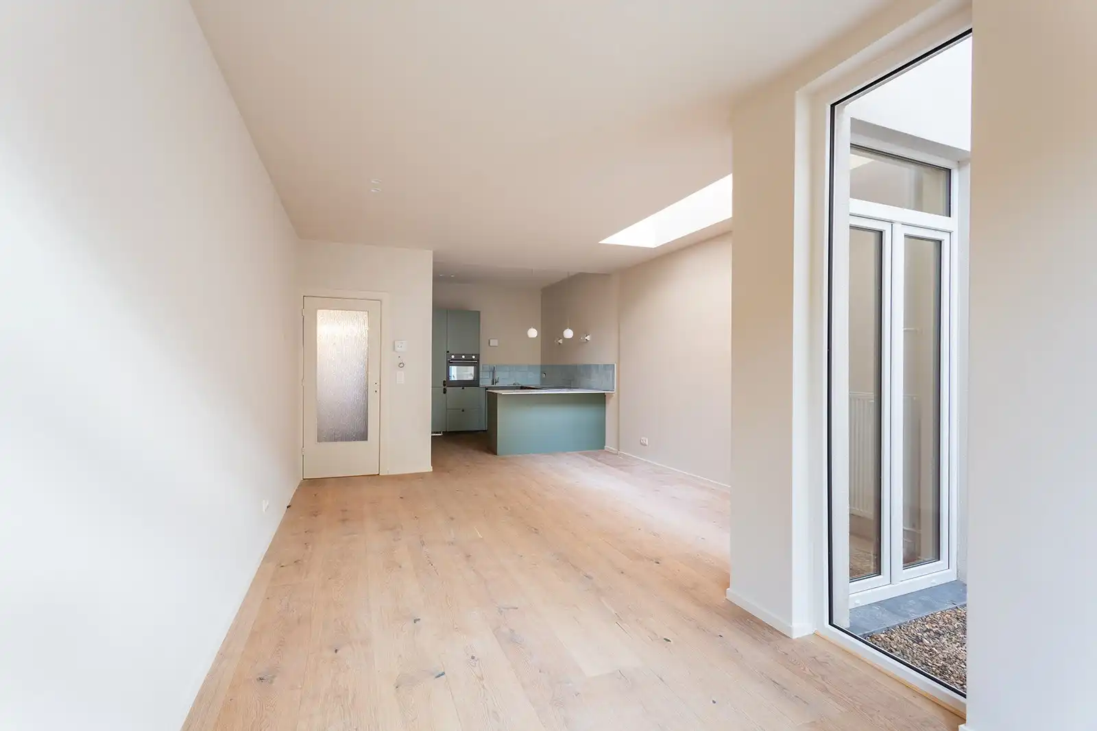 Woning met garage en tuin in oud-Berchem foto 6