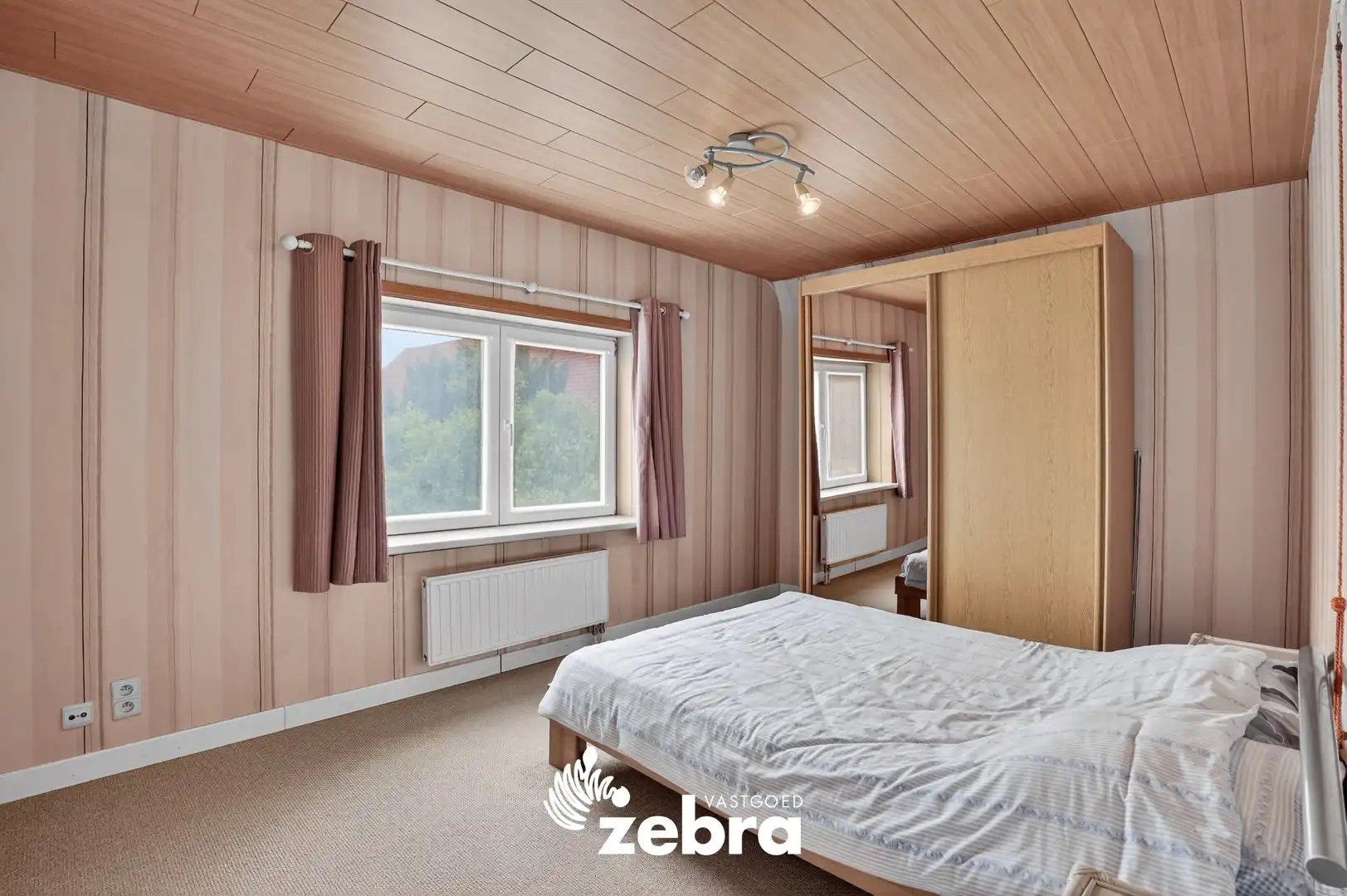 Unieke burgemeesterswoning met authentieke charme, 6 slaapkamers en grote tuin nabij IJzer te Roesbrugge! foto 38