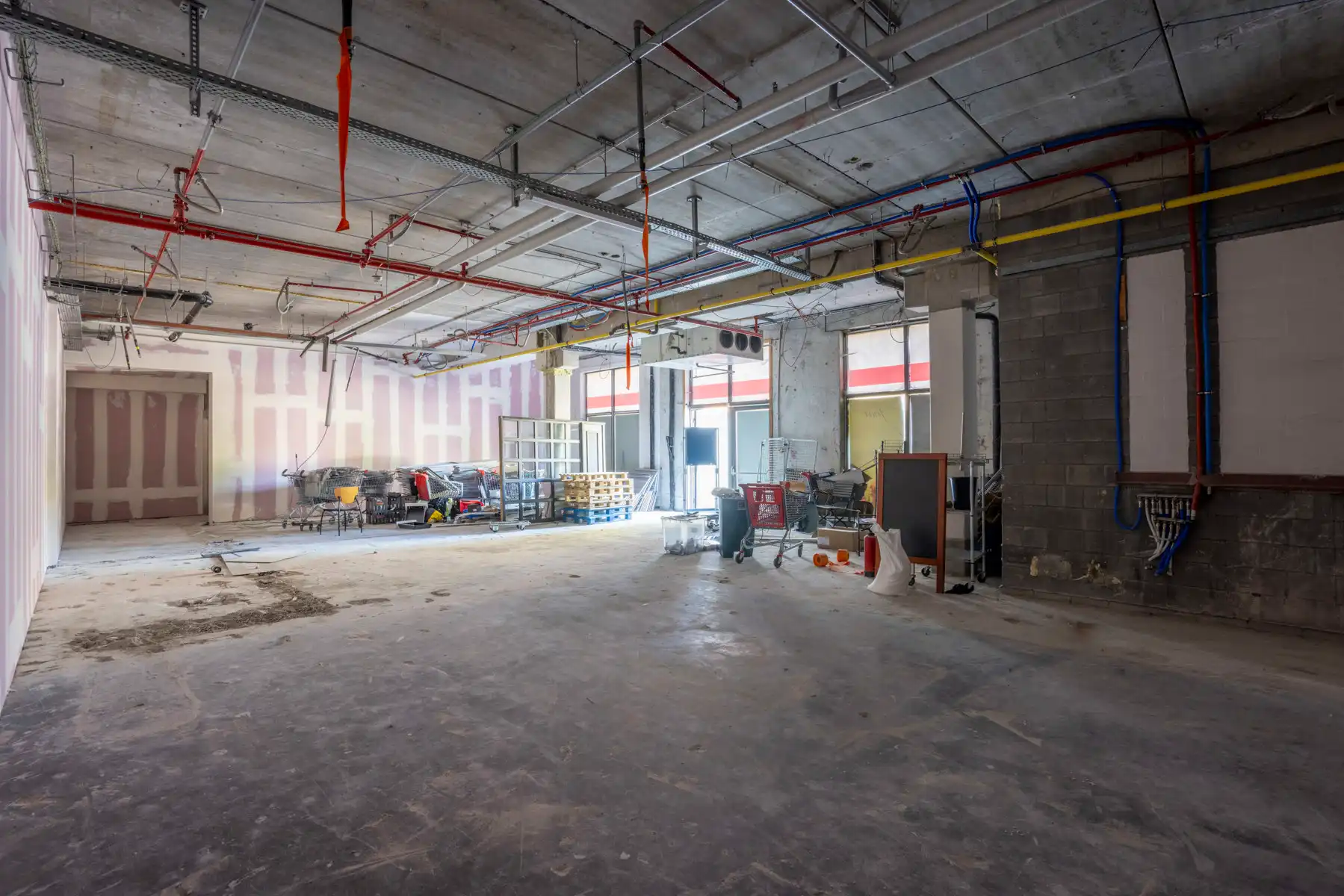 Commerciële toplocatie in Shopping Den Tir foto 5