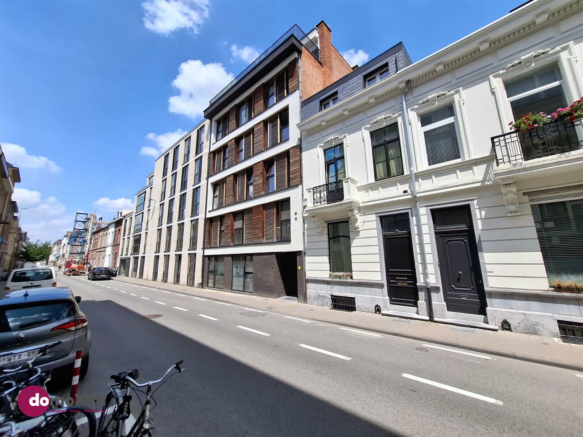 Gemeubelde studio mét airco in het bruisende hart van Leuven! foto 22