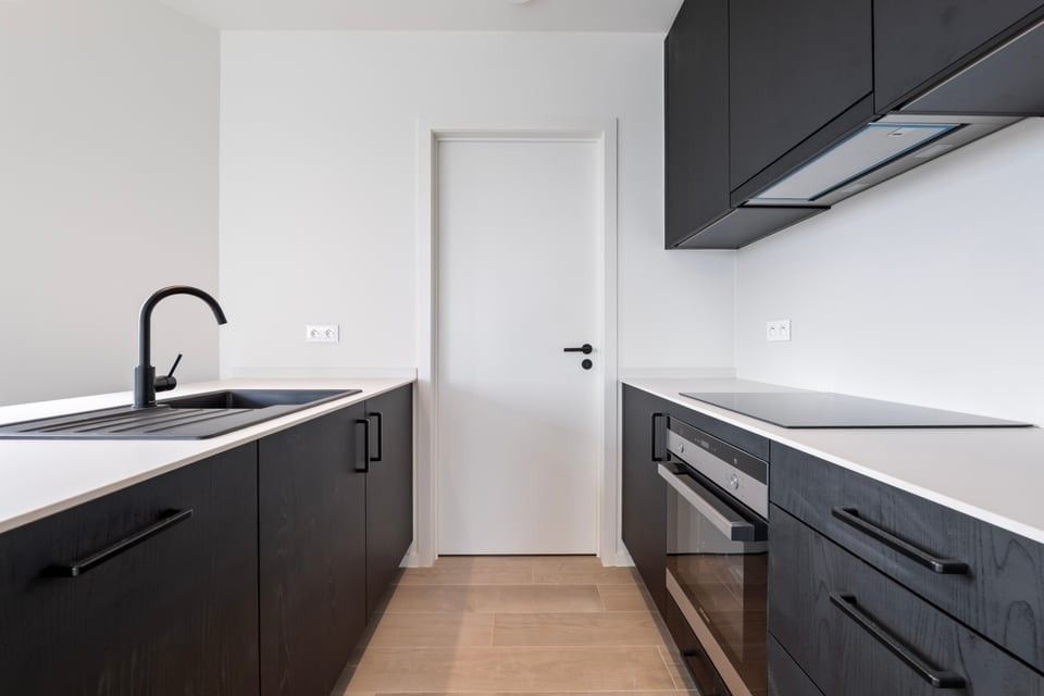 NIEUWBOUWAPPARTEMENT MET ONDERGRONDSE STAANPLAATS TE HUUR IN SINT-TRUIDEN foto 14