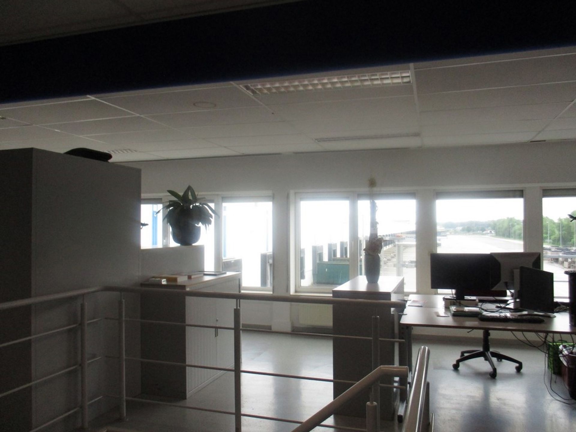 Genk: Logistieke nieuwbouw magazijnen en loskades met kantoren te huur foto 7