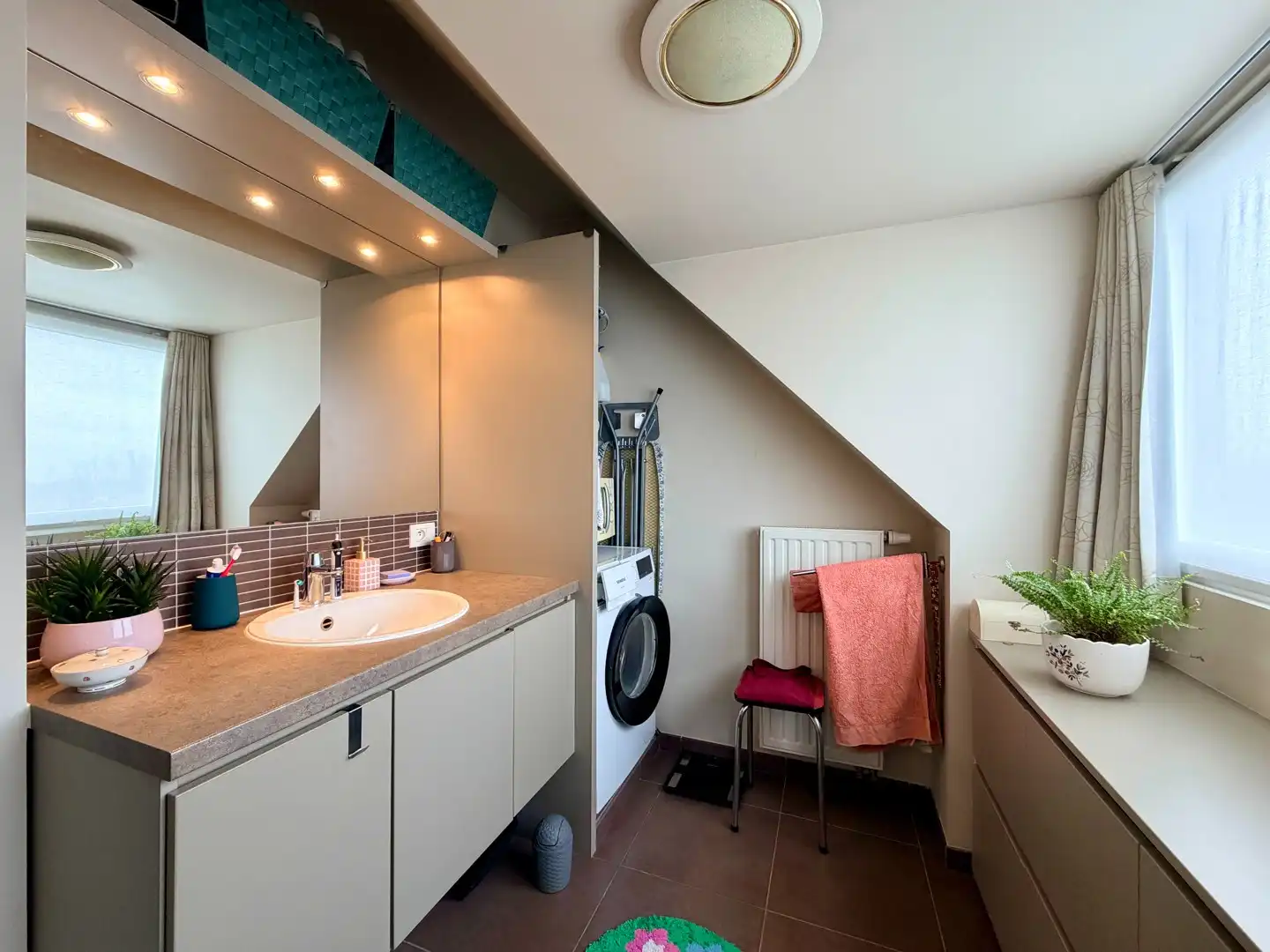 Recent 1-slaapkamer appartement in centrum Tielt! foto 9