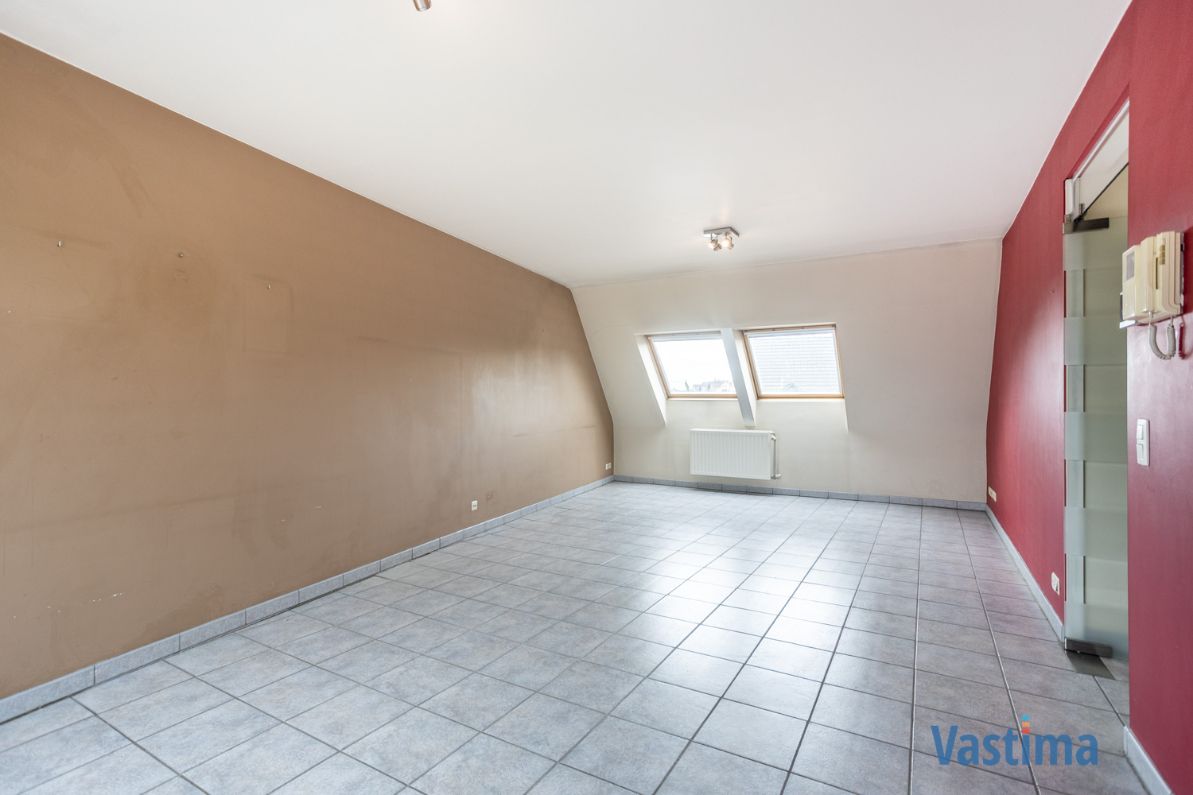 Licht, ruimte en locatie – appartement met 2 slaapkamers, groot terras en garage foto 3
