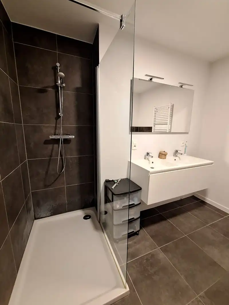 Modern stijlvol appartement VOLLEDIG INSTAPKLAAR foto 13