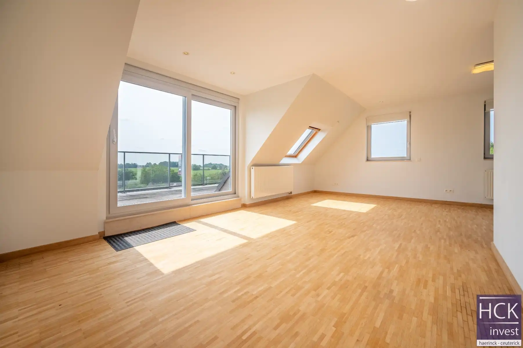 KRUISHOUTEM - Instapklaar 1-SLPK penthouse met magnifiek zicht !! foto 3