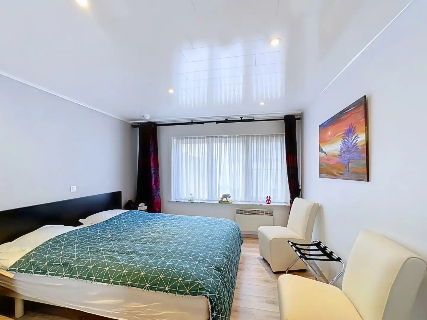 Ruime en centraal gelegen woning met dubbele garage foto 18