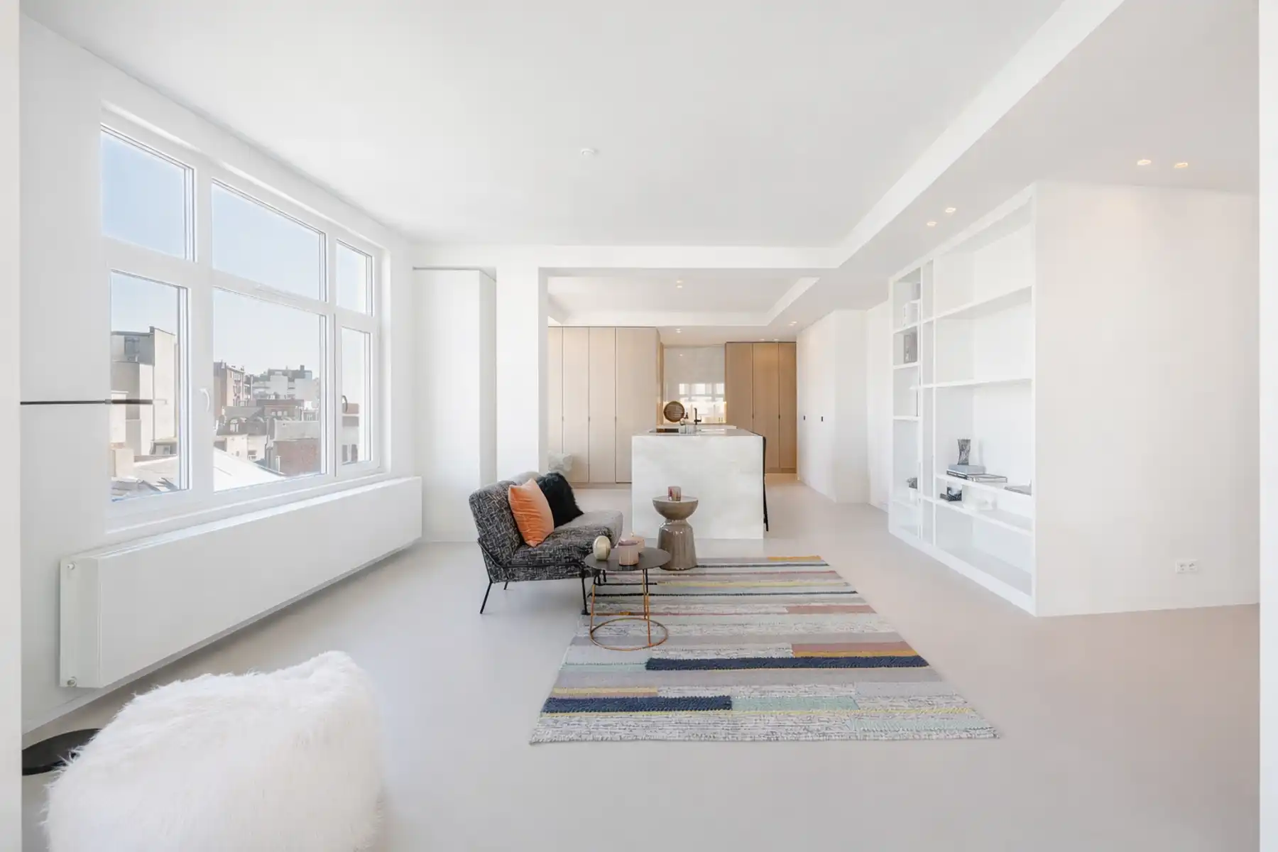 Luxueus gerenoveerd appartement in befaamde Meirbuilding foto 8