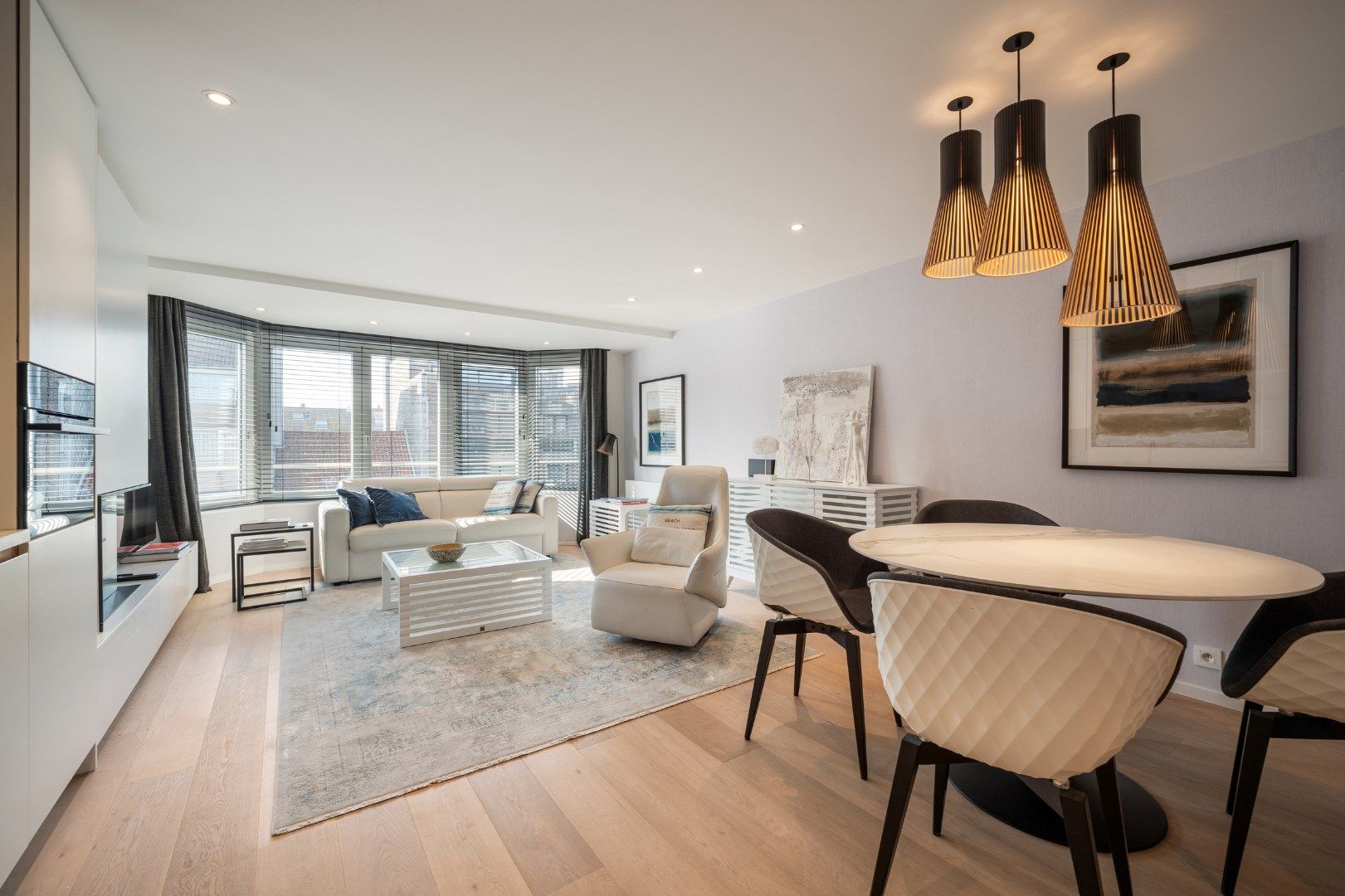 Stijlvol appartement op toplocatie in de Lippenslaan foto 3