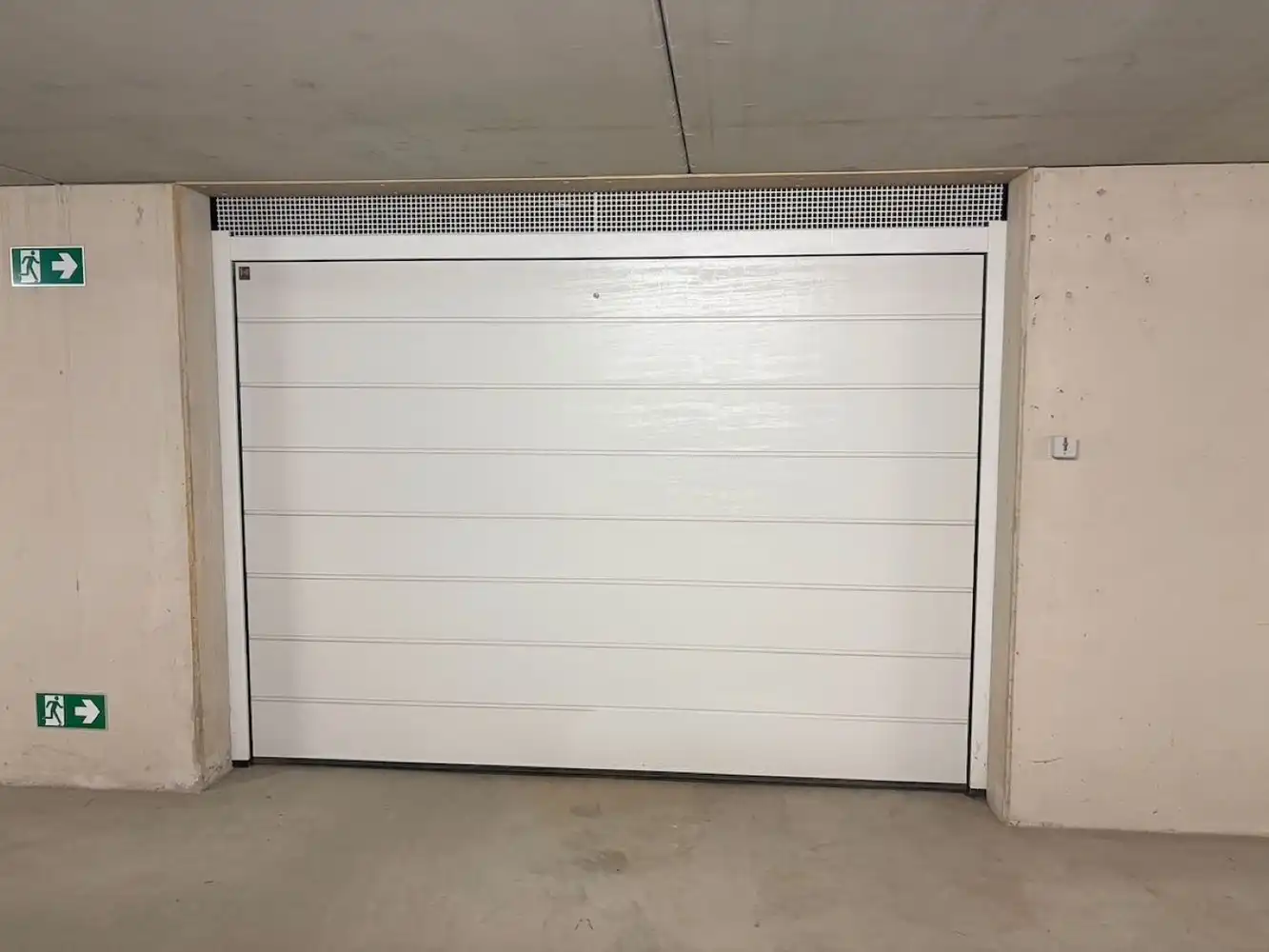 Ondergrondse, zeer ruime garagebox te huur in centrum Leuven foto 3