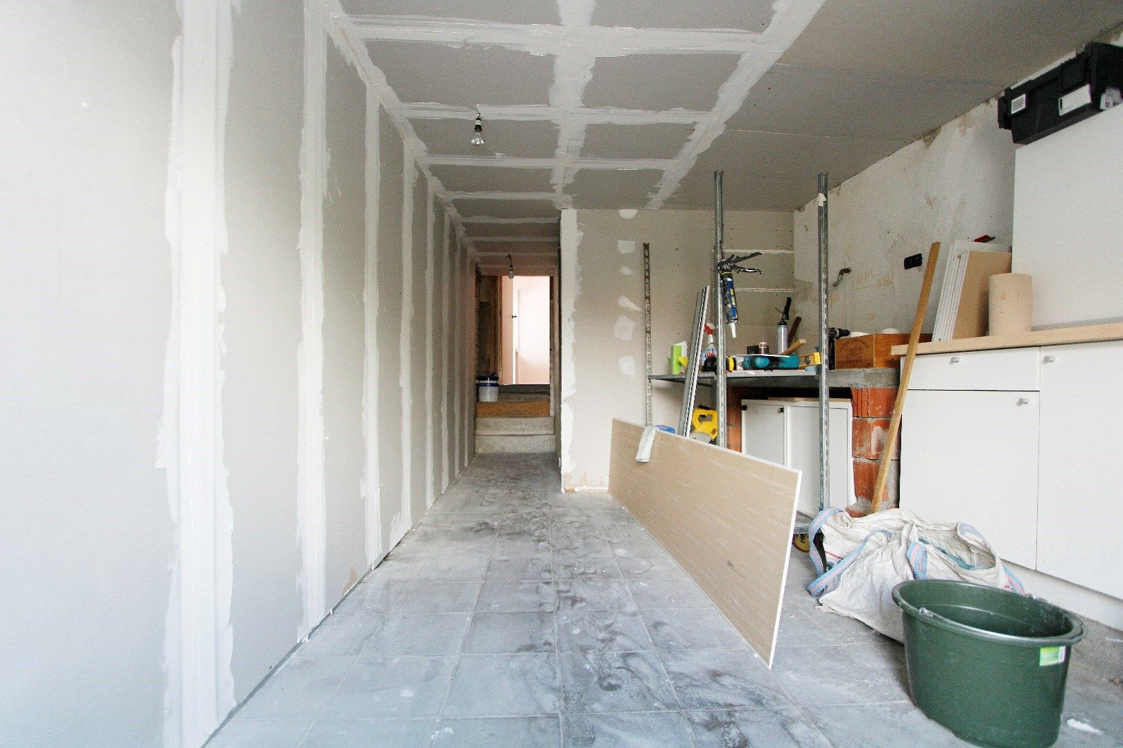Handelshuis: Woning met winkel- kantoorruimte-vrij beroep in hartje Westkapelle te koop foto 8