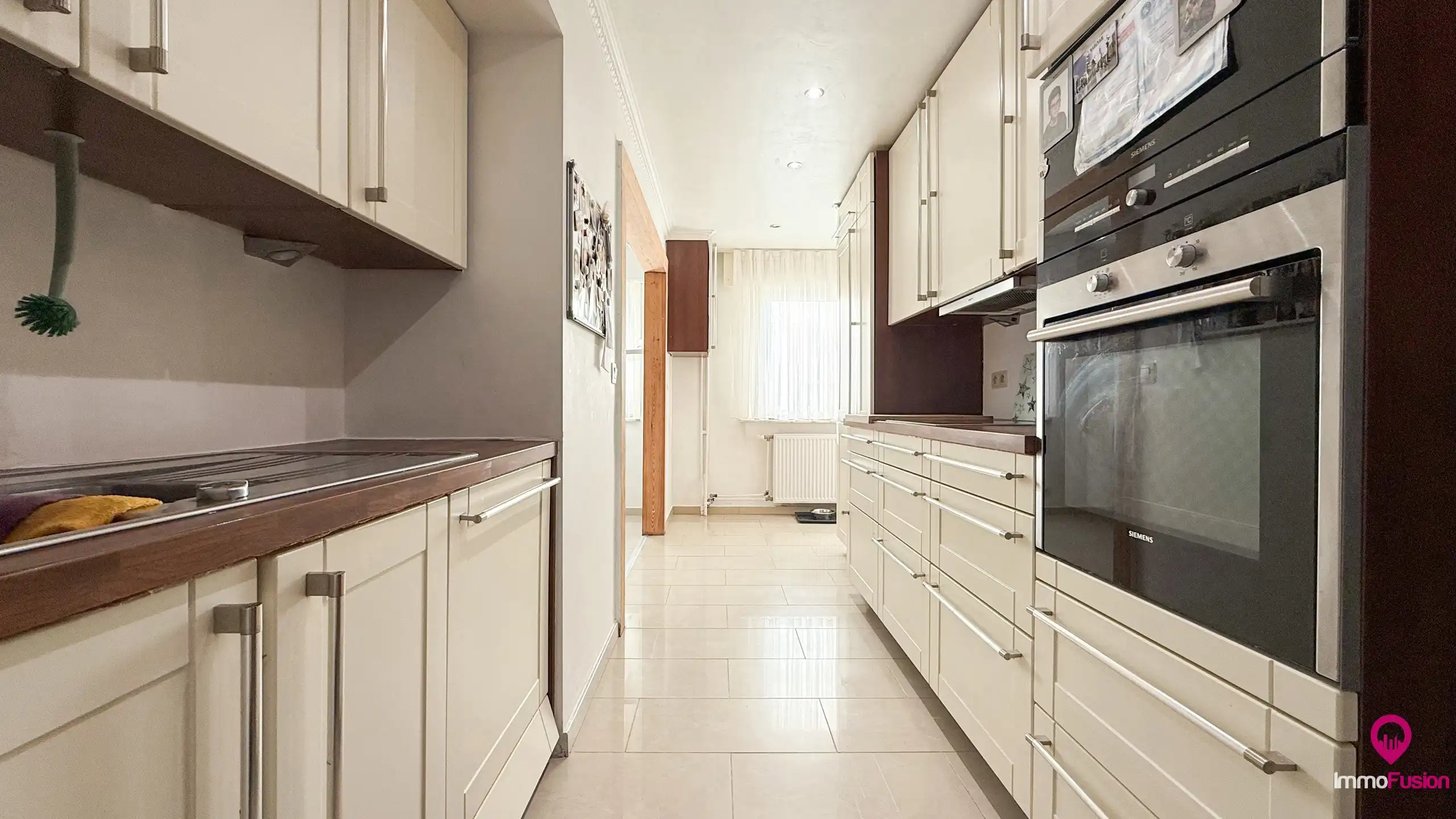 Uniek woon-werkpand met vergunde loods van 110m² en 5 slpks! foto 6