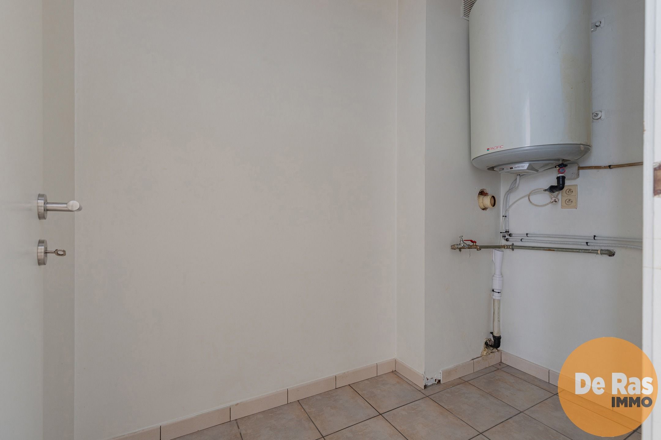 HERZELE - INSTAPKLAAR APPARTEMENT MET 2 KAMERS  foto 14