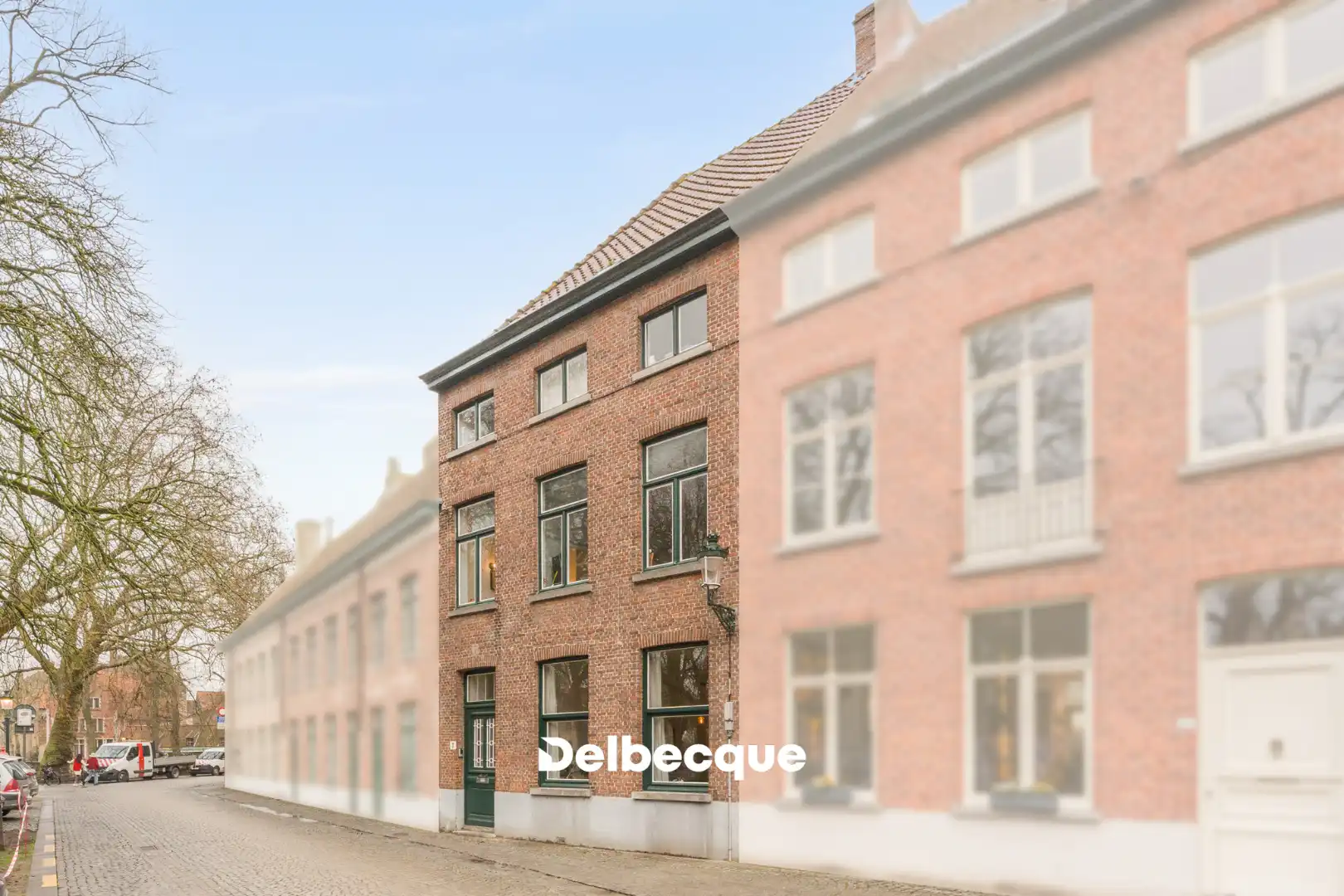 Statige burgerwoning met 4 slk op het exclusieve Wijngaardplein tussen het Minnewater en Begijnhof foto 3