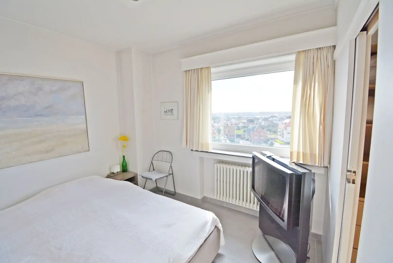 Zonnig, gerenoveerd hoekappartement met prachtig zeezicht foto 17