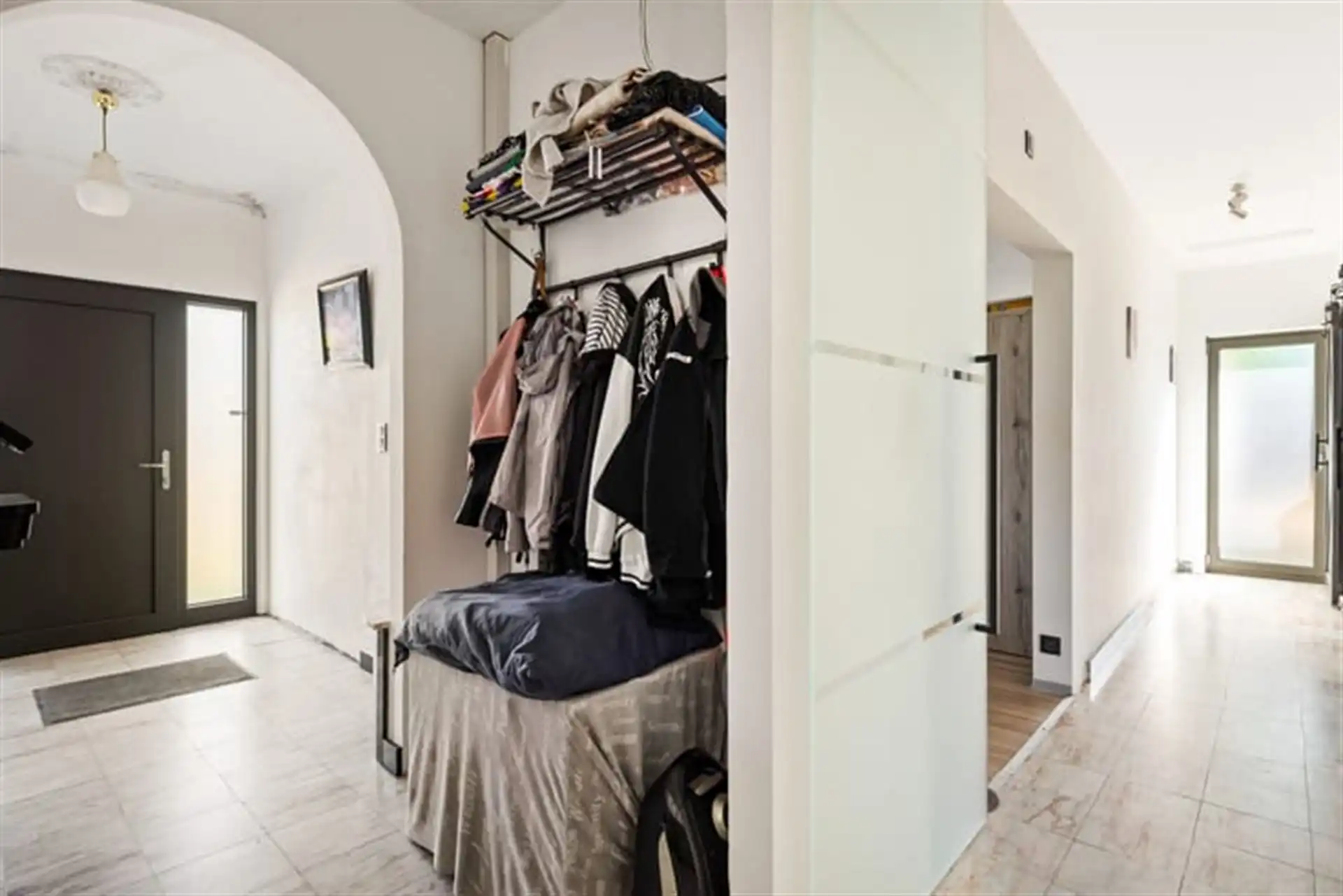 Centraal gelegen OB met ruime garage en tuin! foto 13