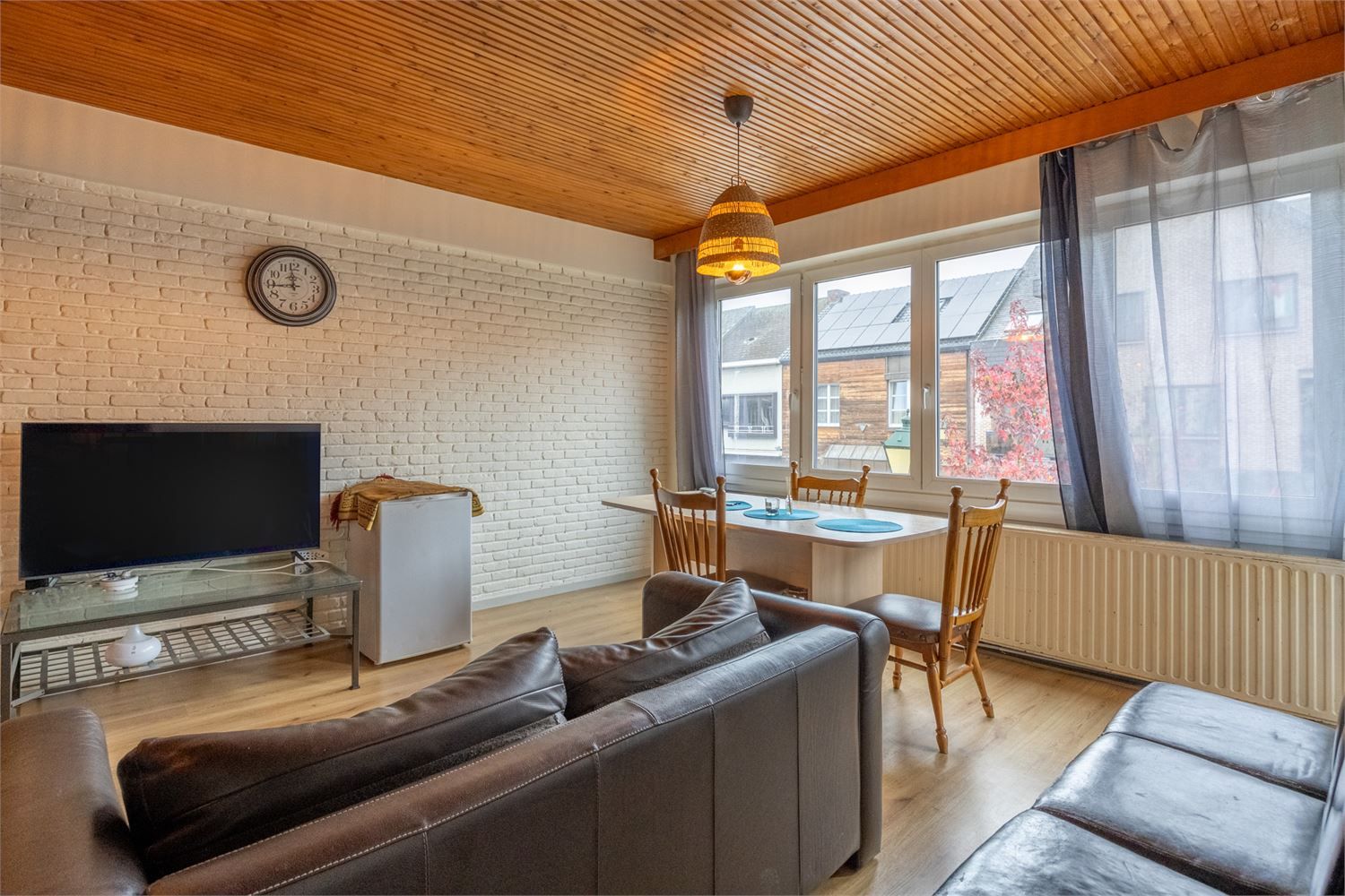 - IDEALIS VASTGOED -  INVESTERINGSEIGENDOM BESTAANDE UIT 2 CENTRAAL GELEGEN 2-SLPKMR APPARTEMENTEN GELEGEN IN EEN APPARTEMENTSGEBOUW VAN 6 APPARTEMENTEN IN HET CENTRUM VAN LEOPOLDSBURG! - foto 4