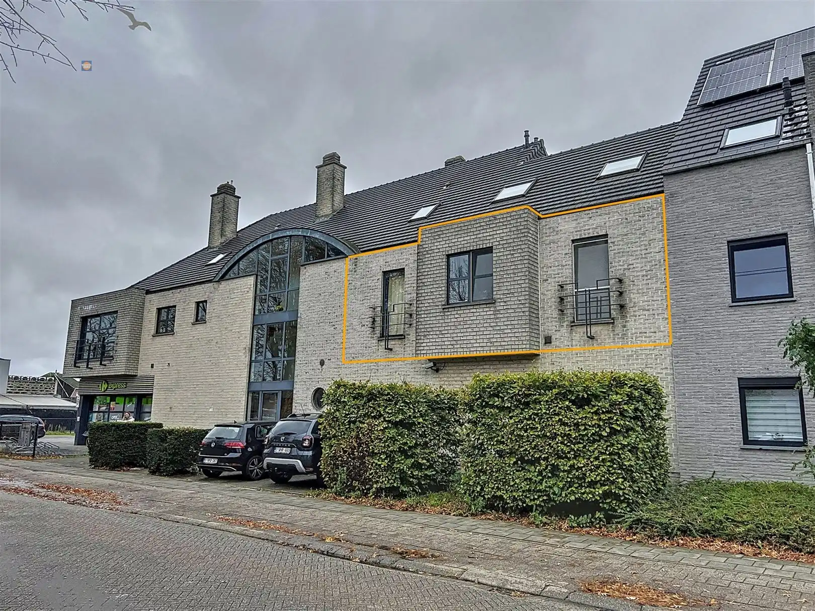 Appartement foto {{pictureIndex}}