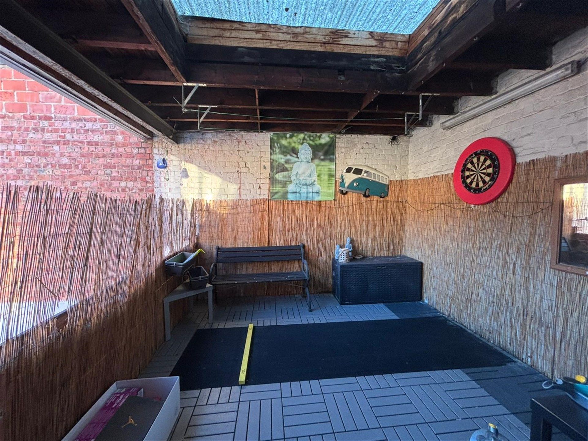 Knusse studio te Aalst met terras foto 4