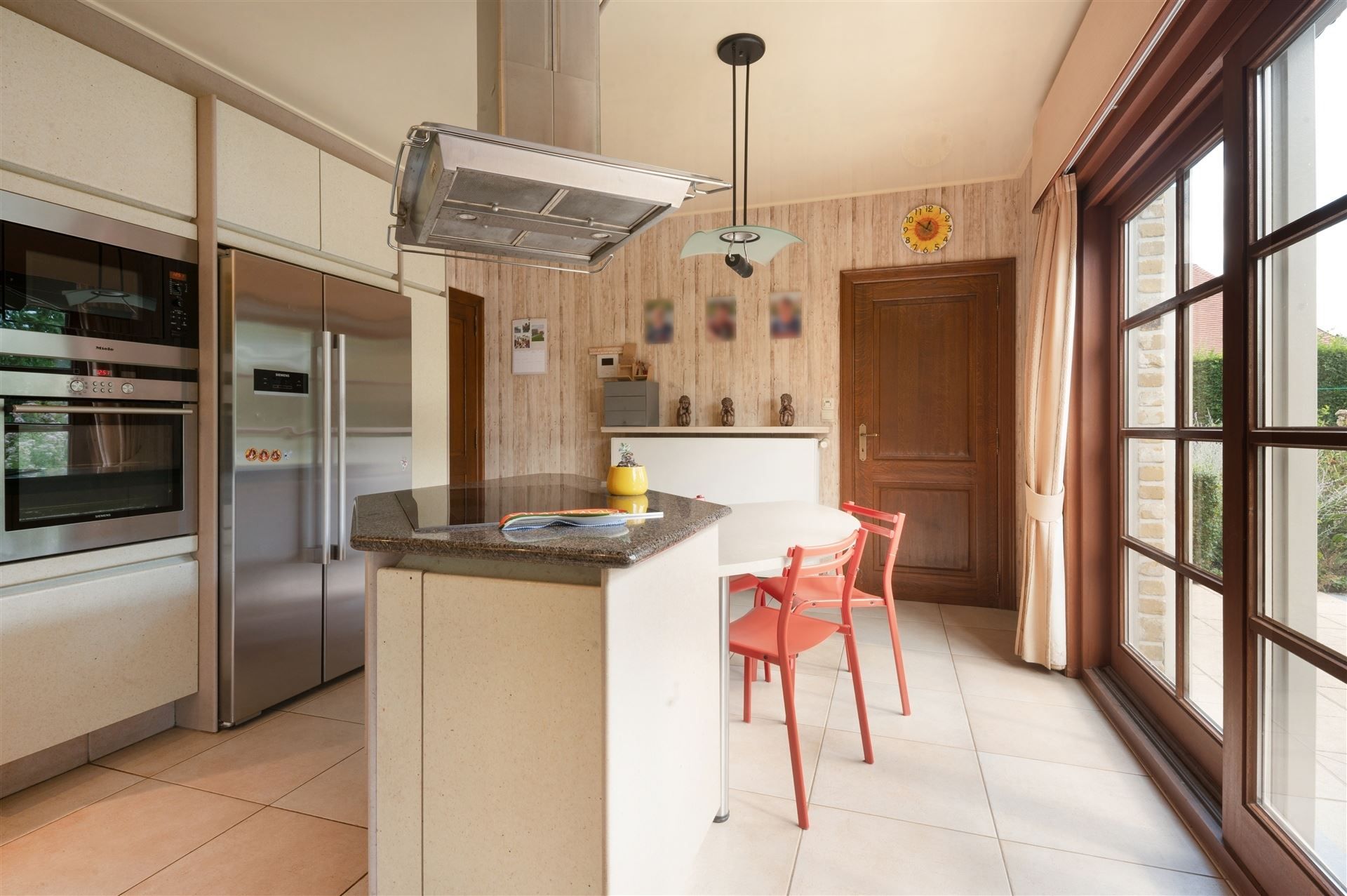 Exclusieve villa met tuin & zonneterras, omgeven door groen foto 7