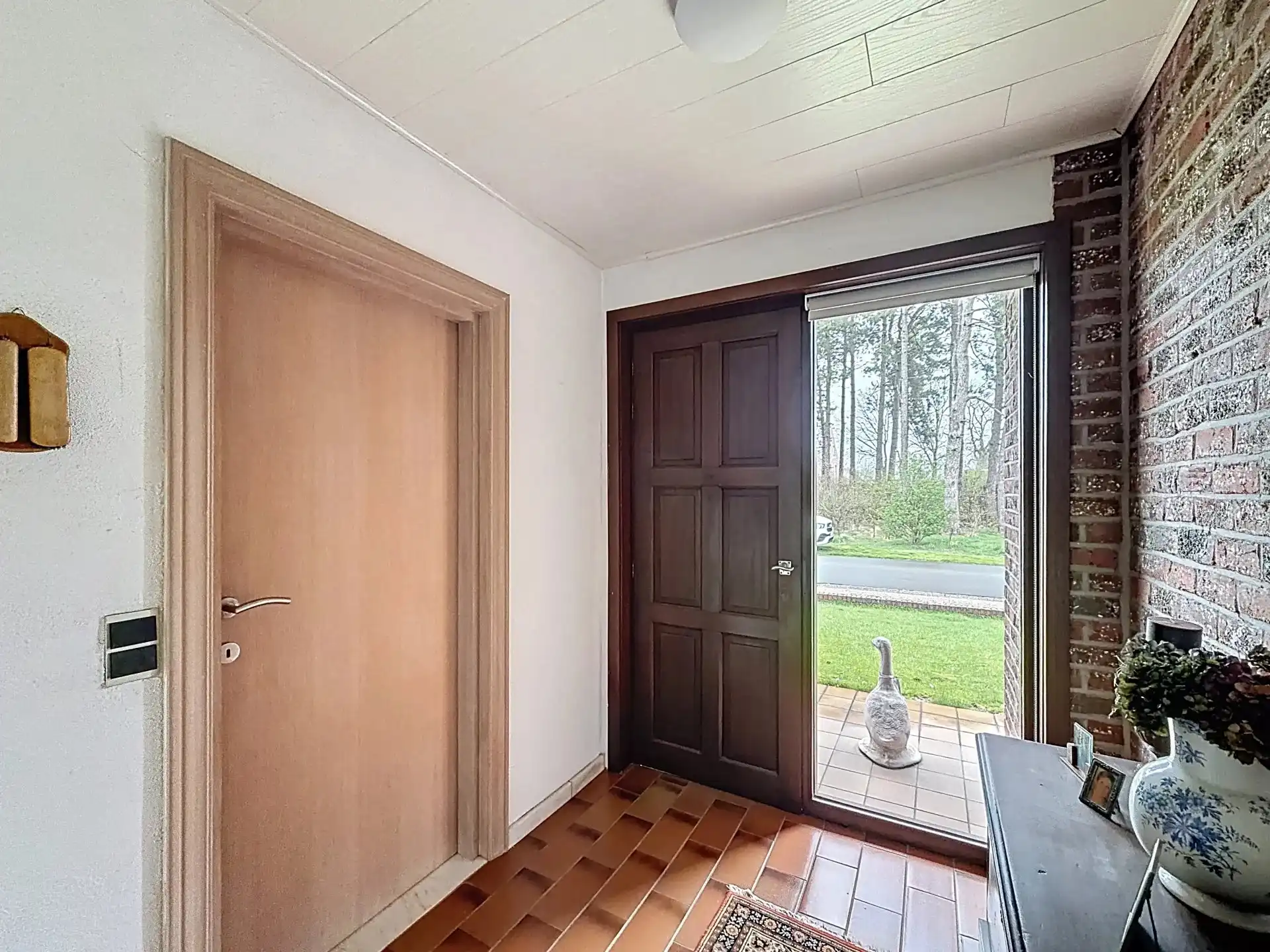 Charmante gelijkvloerse woning met 3 slaapkamers en zonnige tuin foto 2