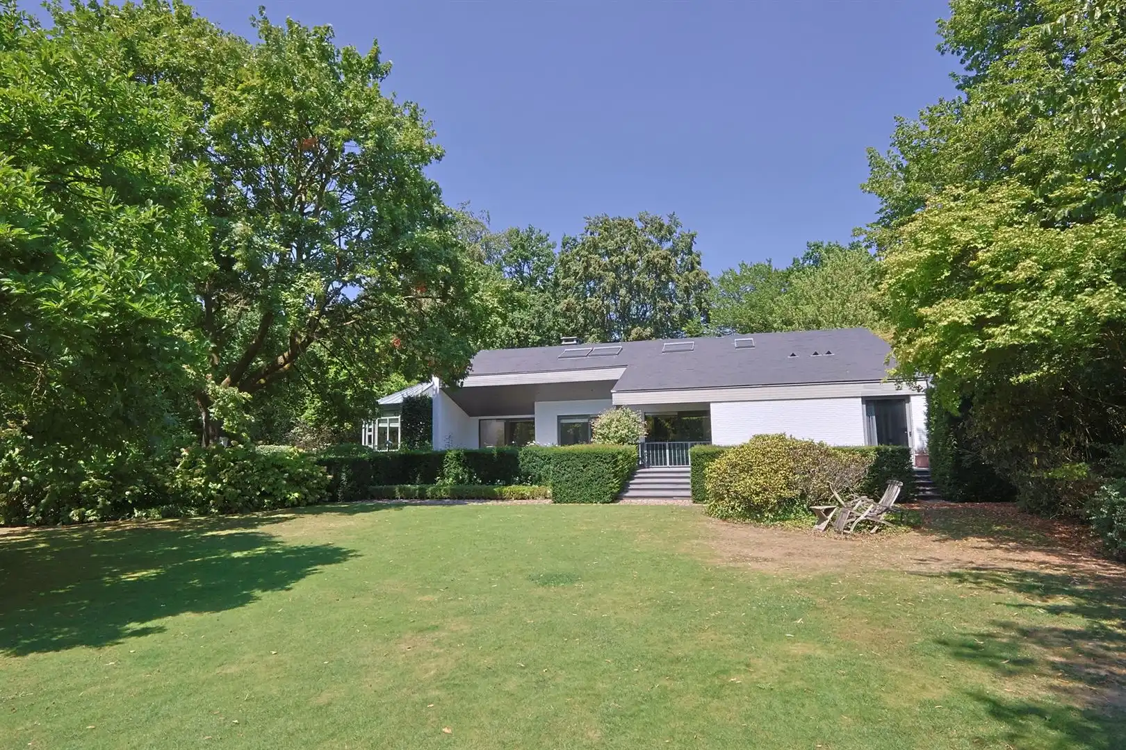 Tijdloze villa op goed bereikbare locatie in Bokrijk foto 24