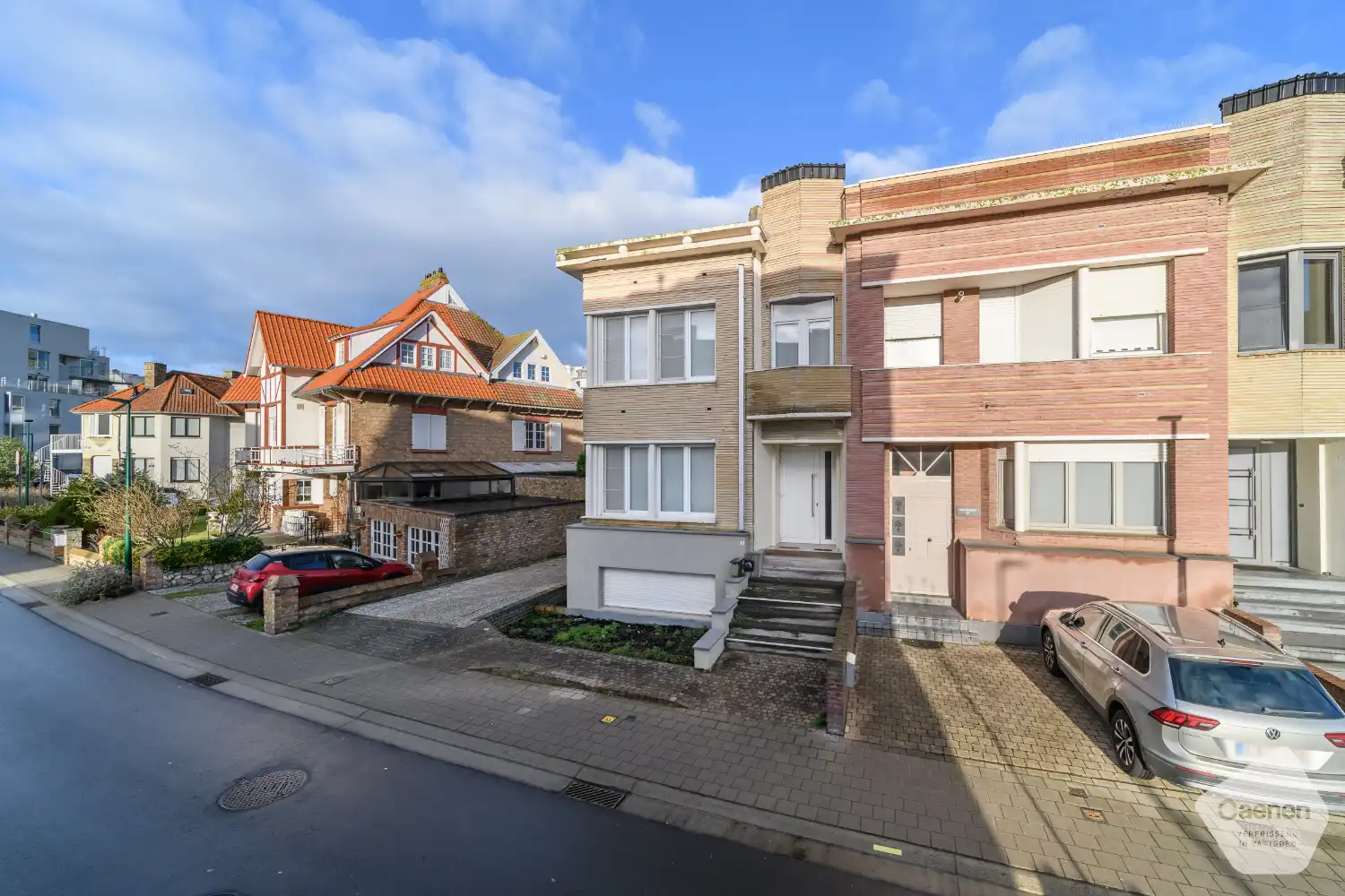 Multifunctionele halfopen woning met uitzonderlijk potentieel op topligging nabij zee en centrum foto 12