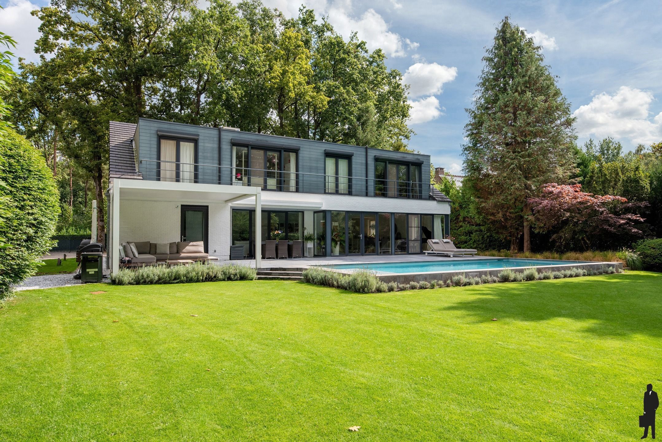 Moderne villa met zwembad foto 41