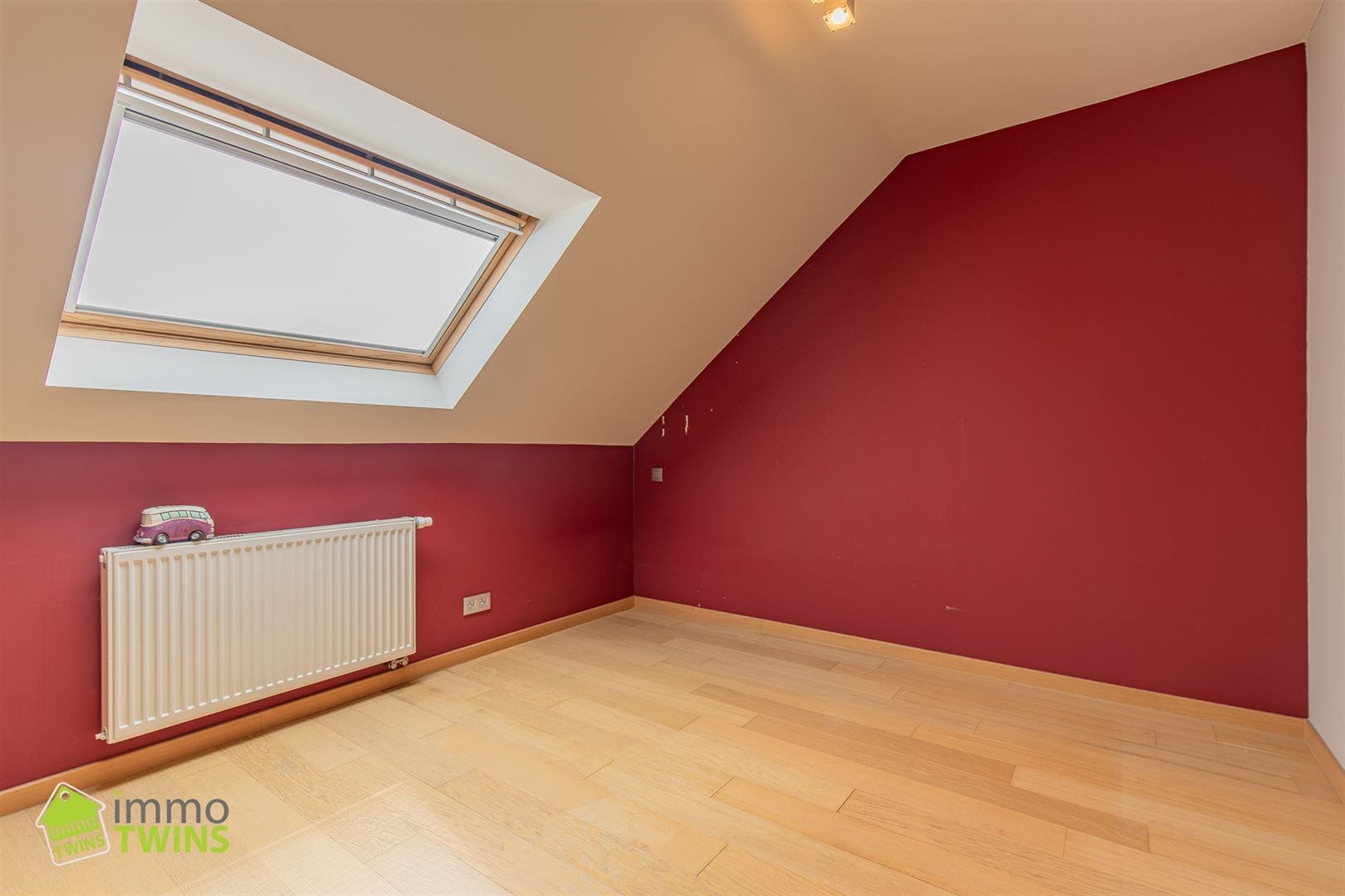 Veelzijdige woning met commerciële ruimte in hartje Zogge foto 15