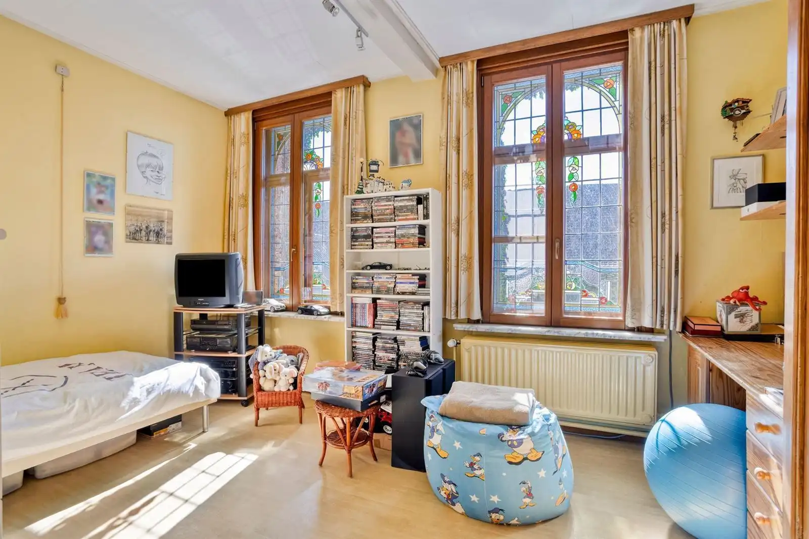 Karaktervolle hoeve met 11 slaapkamers en prachtige binnenkoer foto 15