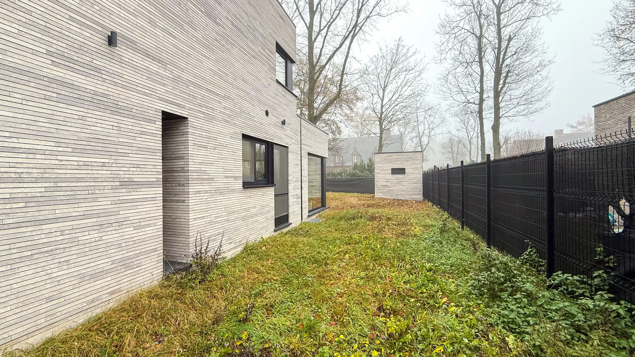 Exclusieve villa met hoogwaardige afwerking Genk! foto 37