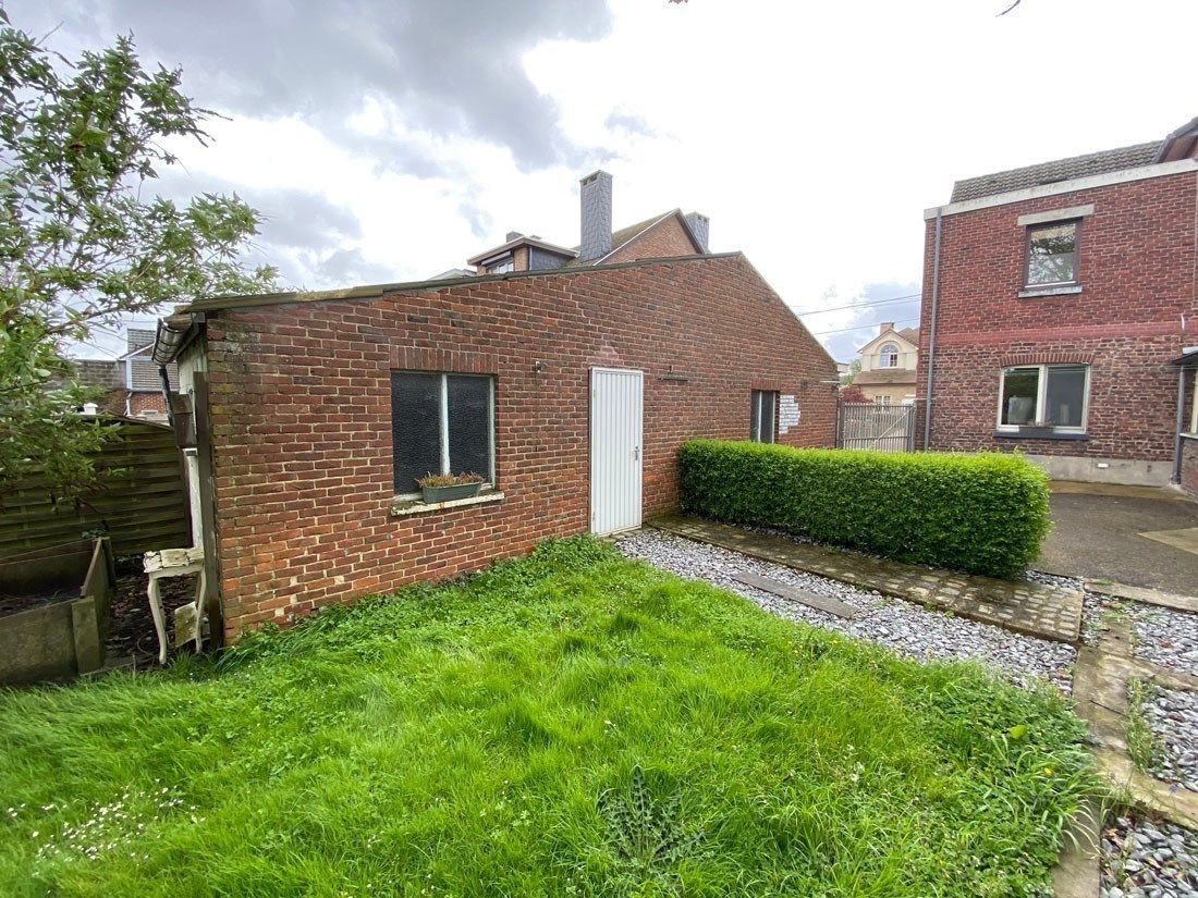 Karaktervolle herenwoning met tuin, terras, garage en 3 slaapkamers in Riemst  foto 19