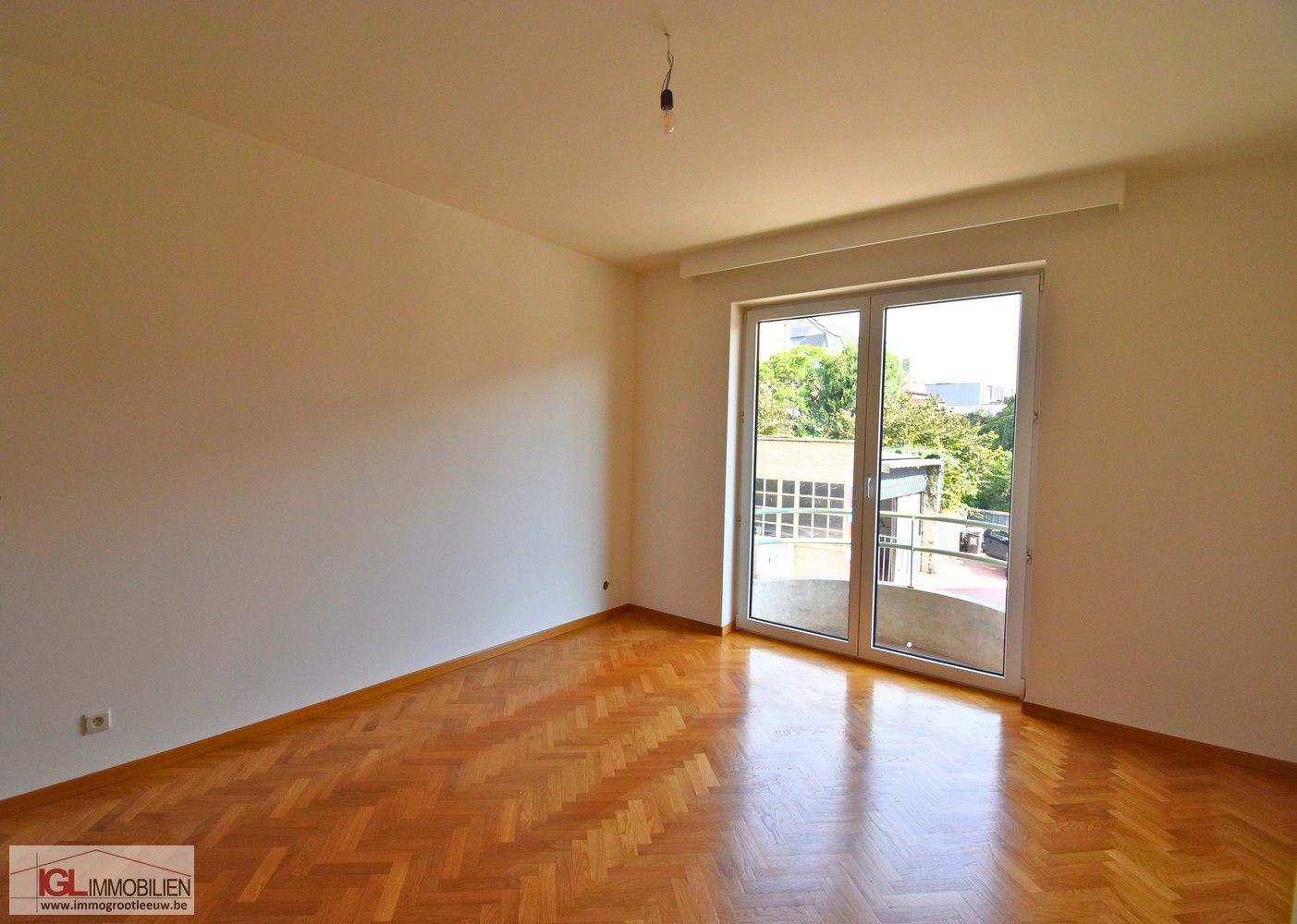 Ruime 3-kamer appartement met 2 badkamers te huur! foto 6