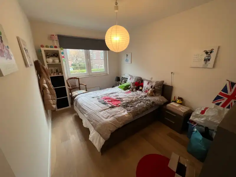 --- NIEUW --- Ruim recent appartement (112m²) met 3 slaapkamers + garagebox foto 8